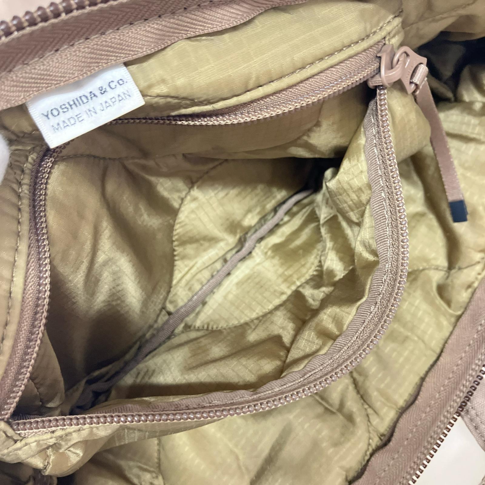 その他バッグ ×HYKE 2WAY HELMET BAG SAND STONE ベージュ
