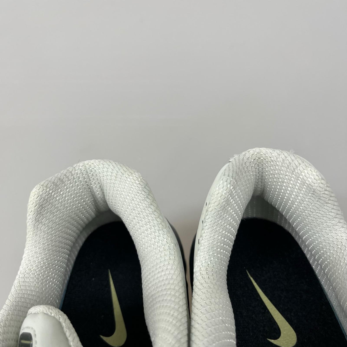 スニーカー SHOX R4 HQ1988-300 27.5cm 27.5cm (US9 1/2 UK9 EU45) ブラック