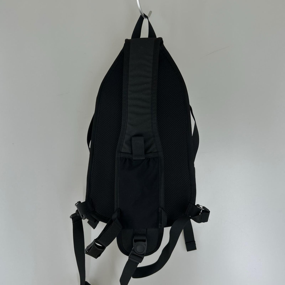 ショルダーバッグ THE NORTH FACE LEAP Sling 7L ｽﾘﾝｸﾞﾊﾞｯｸﾞ ﾌﾞﾗｯｸ ブラック