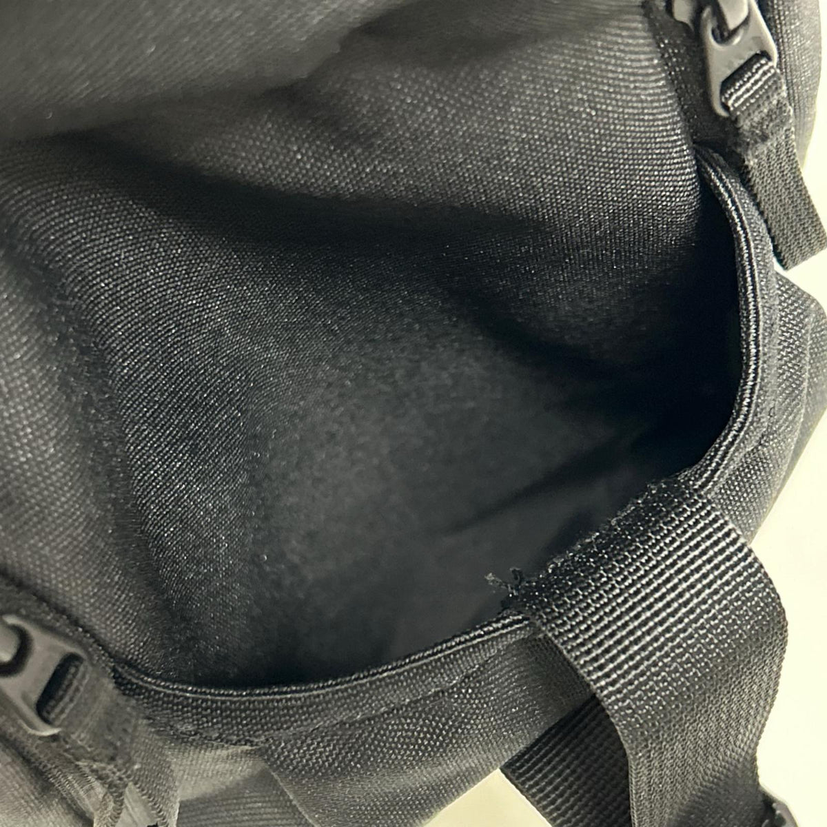 ショルダーバッグ THE NORTH FACE LEAP Sling 7L ｽﾘﾝｸﾞﾊﾞｯｸﾞ ﾌﾞﾗｯｸ ブラック