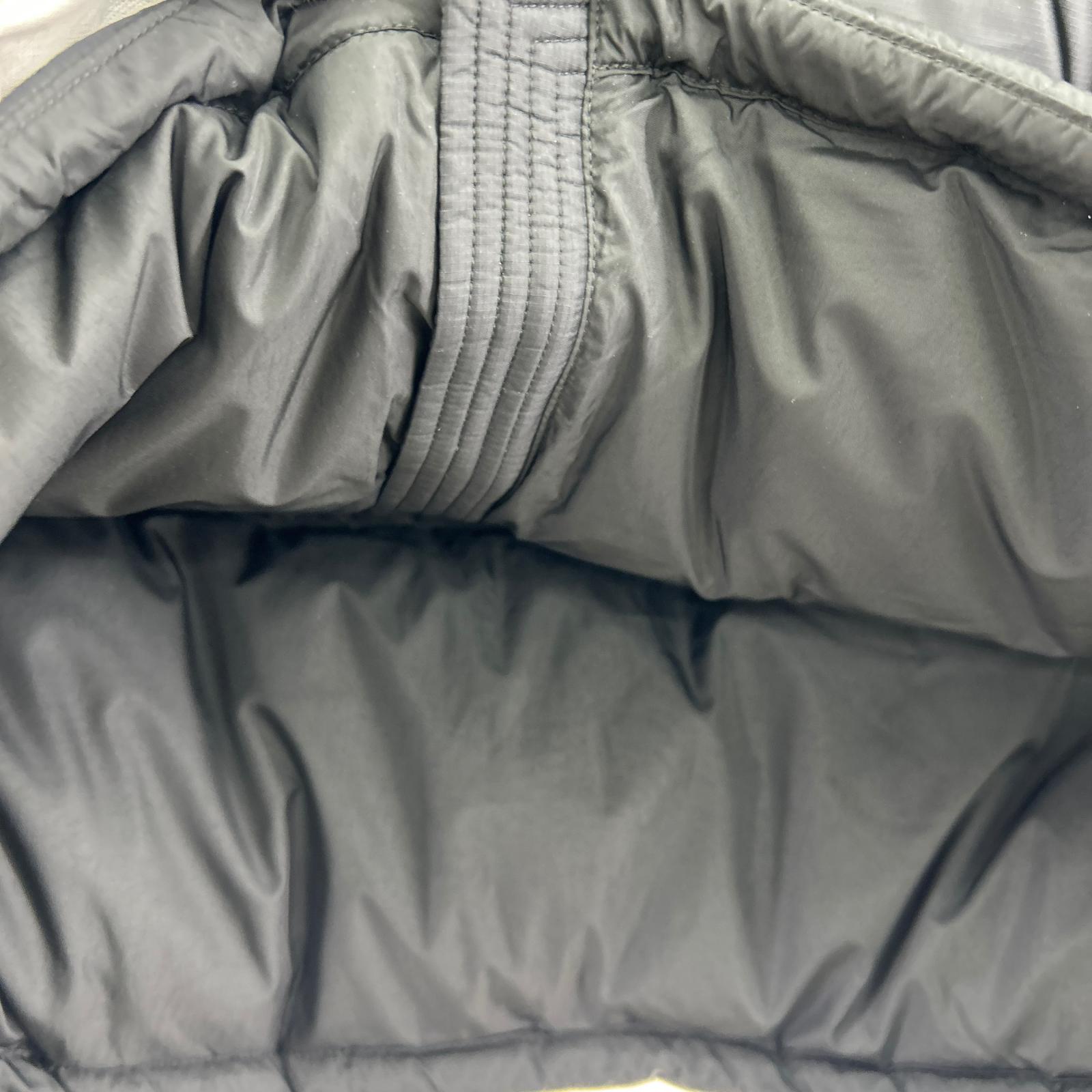 ダウンベスト Nuptse Vest ブラック