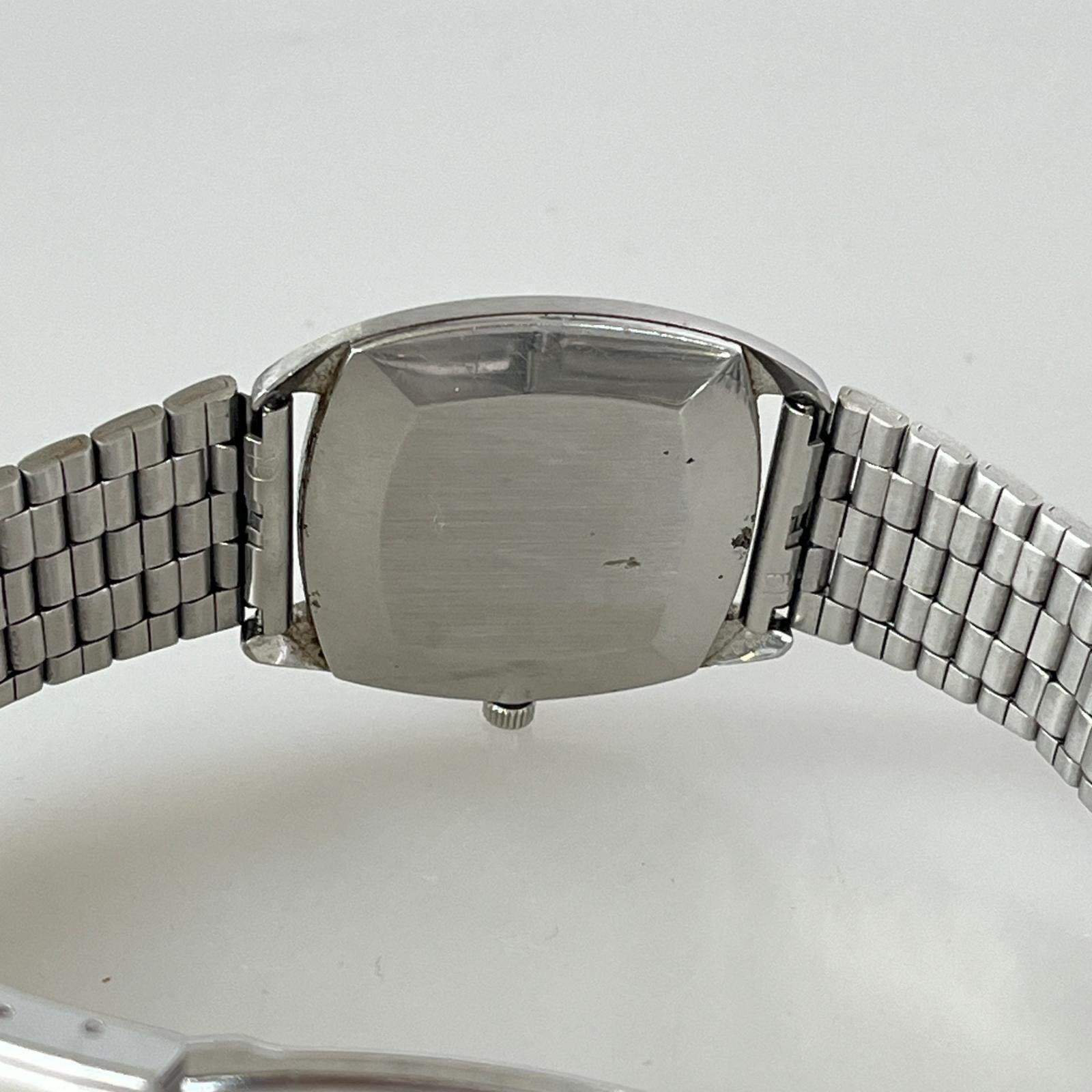 腕時計 TISSOT STYLIST 手巻き シルバー