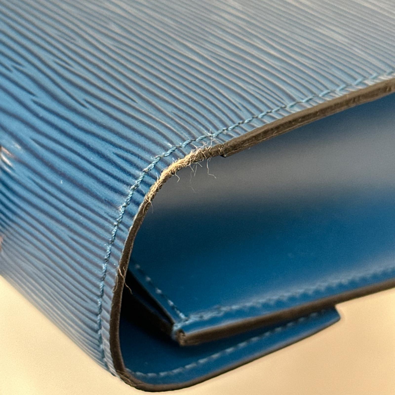 LOUIS VUITTON エピ マルゼルブ 青 M52375