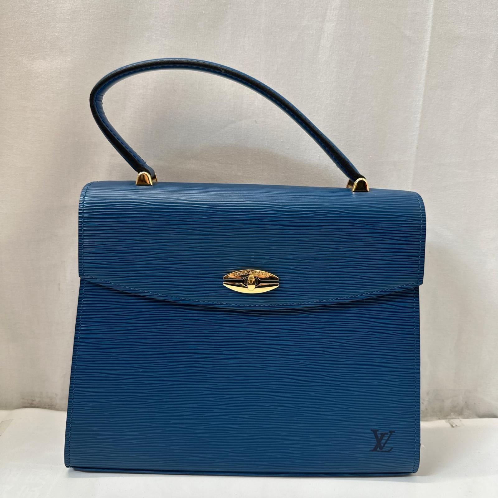 LOUIS VUITTON エピ マルゼルブ 青 M52375