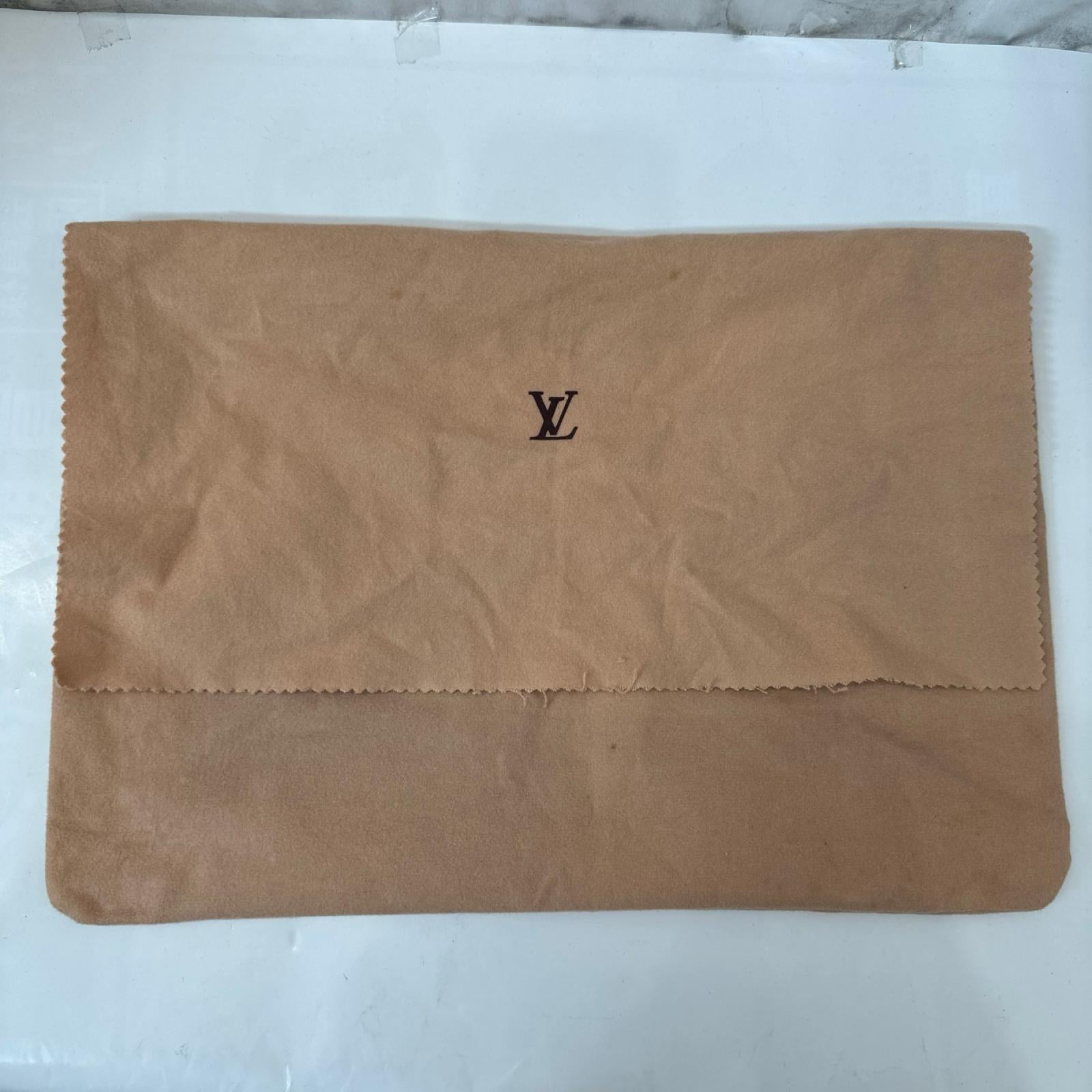 LOUIS VUITTON エピ マルゼルブ 青 M52375