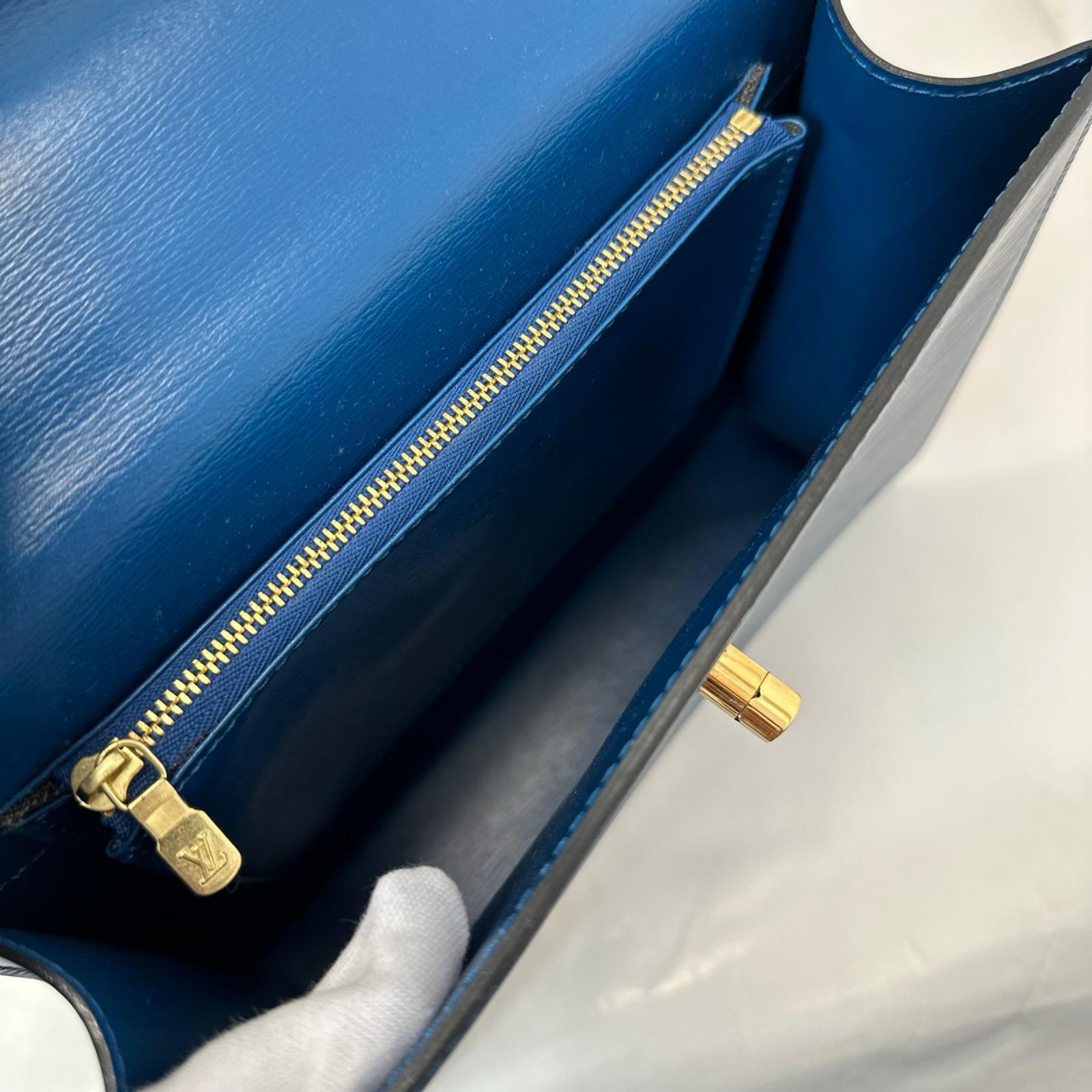 LOUIS VUITTON エピ マルゼルブ 青 M52375