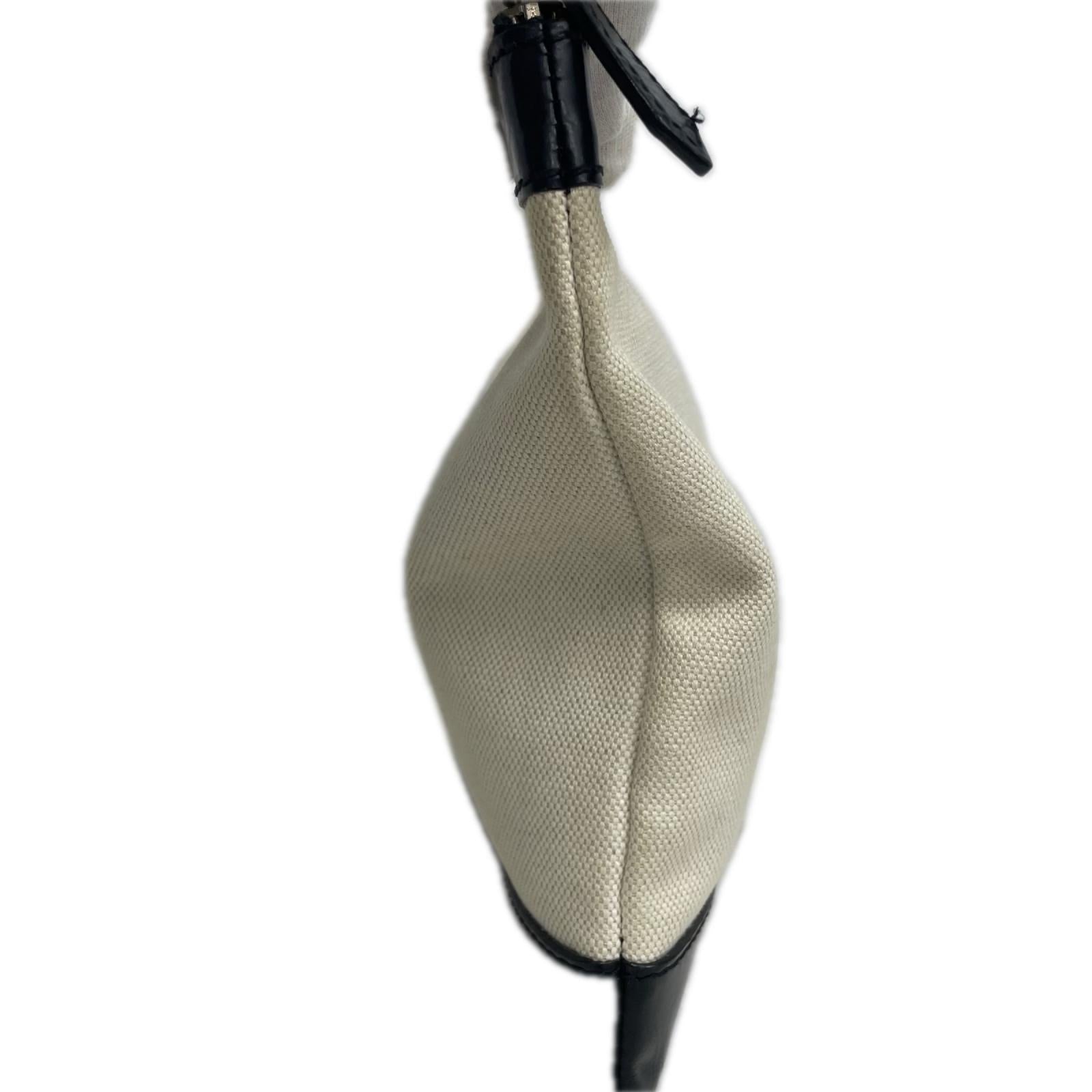 BALENCIAGA/ネイビークリップ M/373834 37384 9260 C 002123