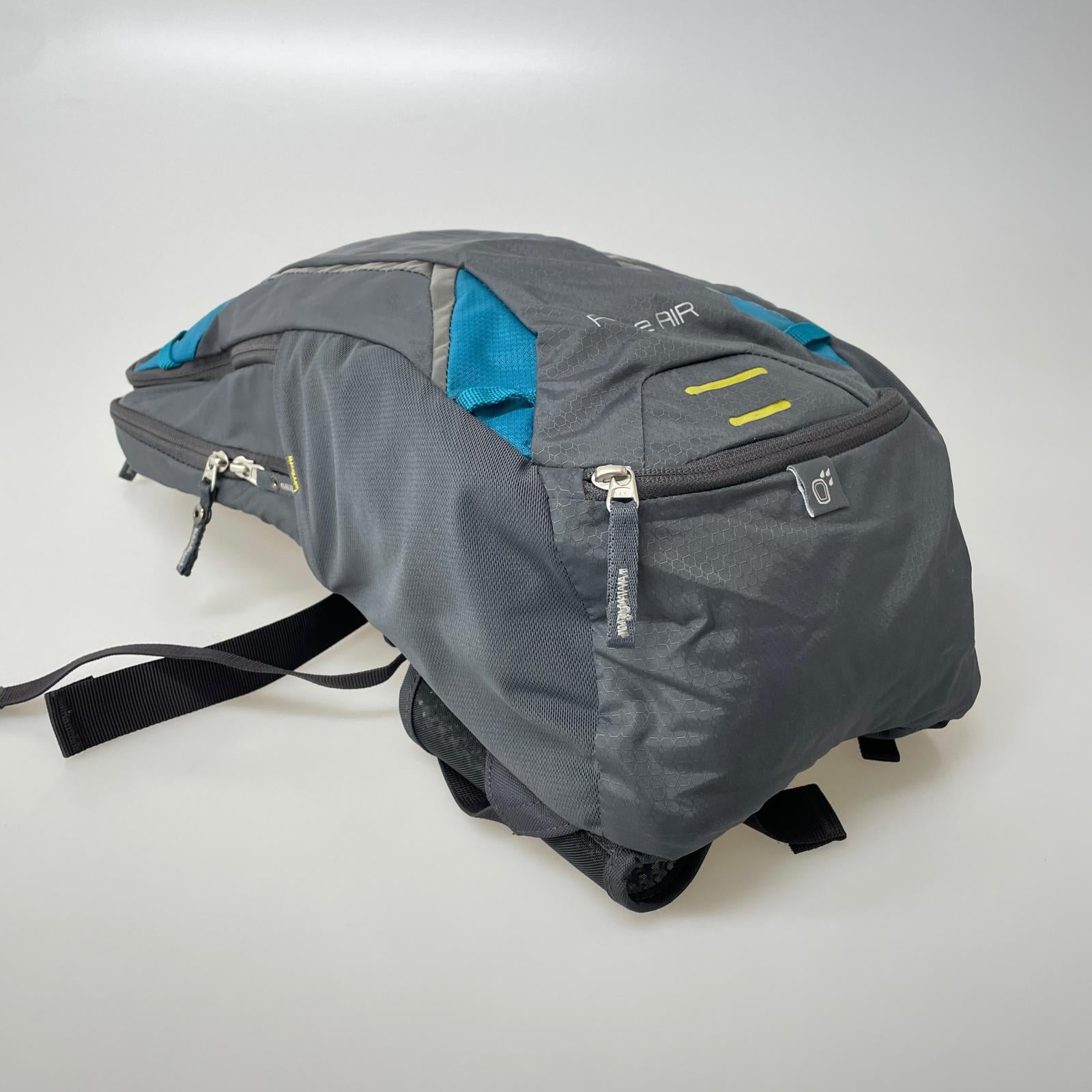 リュック・デイパック Race AIR 10 グレー グレー