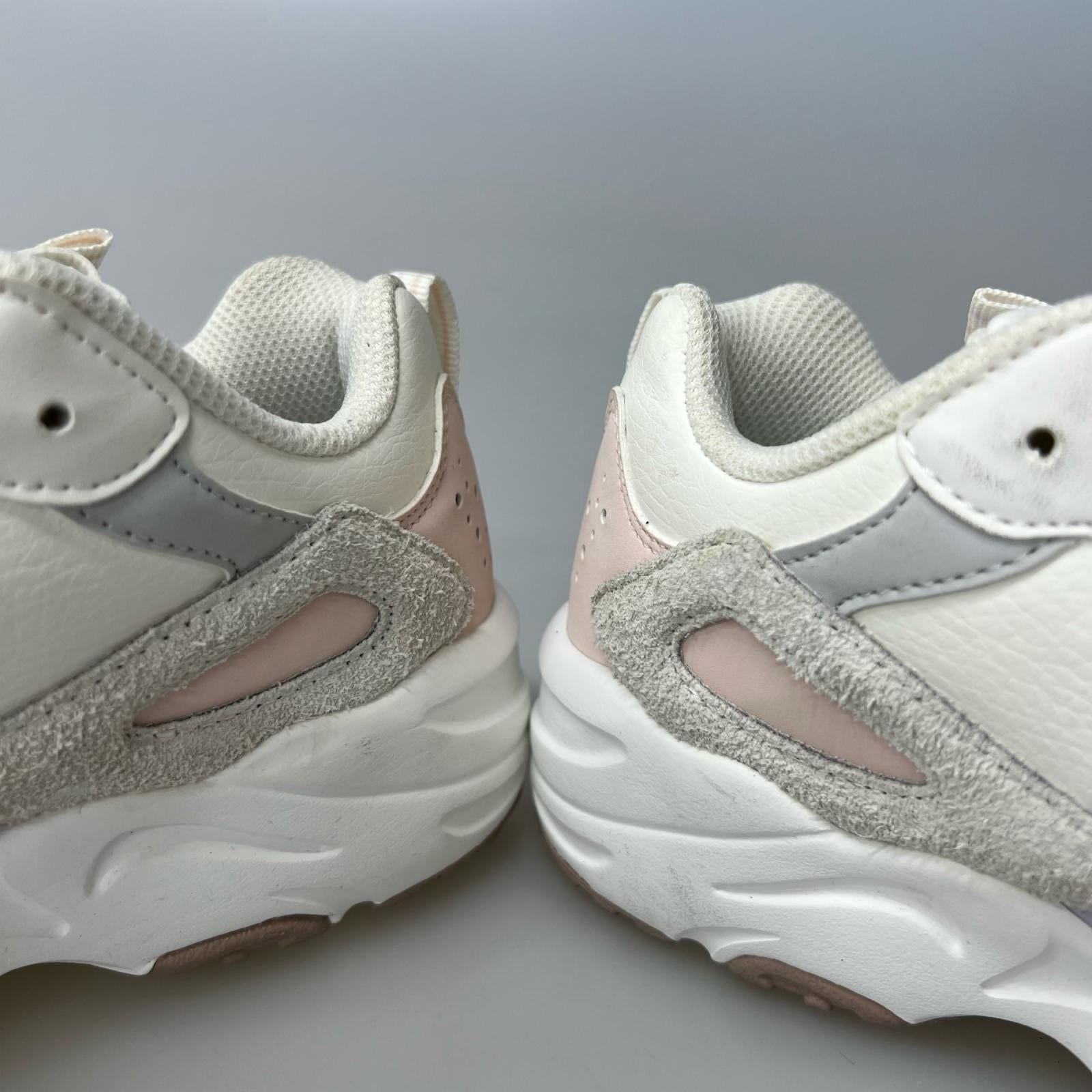 シューズ FILA　RAY TRACER SL BRIGHT 24cm (US6 UK5 1/2 EU38)