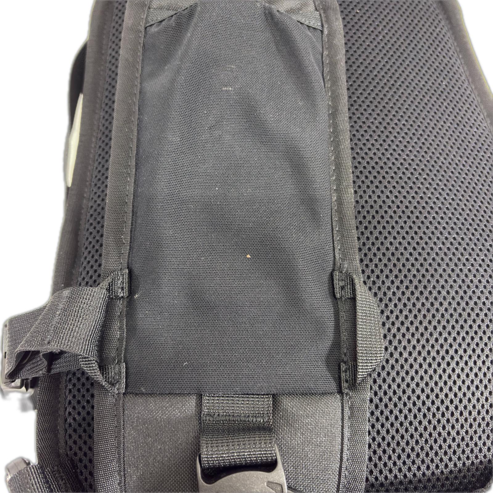 ボディバッグ Leap Sling