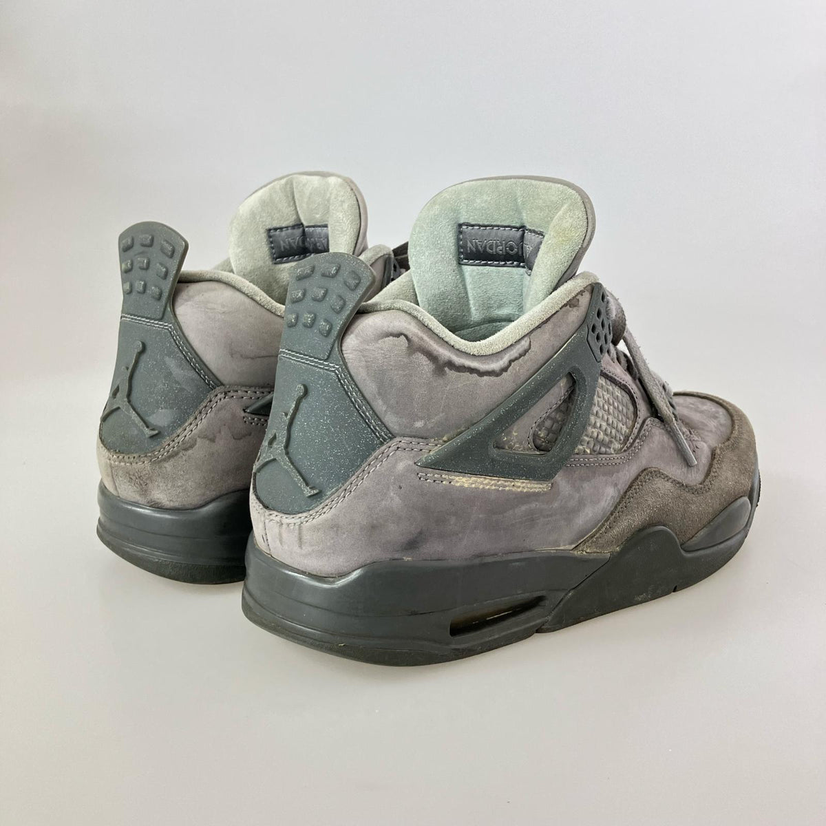 スニーカー AIR JORDAN 4 RETRO SE グレー (27.0) 27cm (US9 UK8 1/2 EU44) グレー