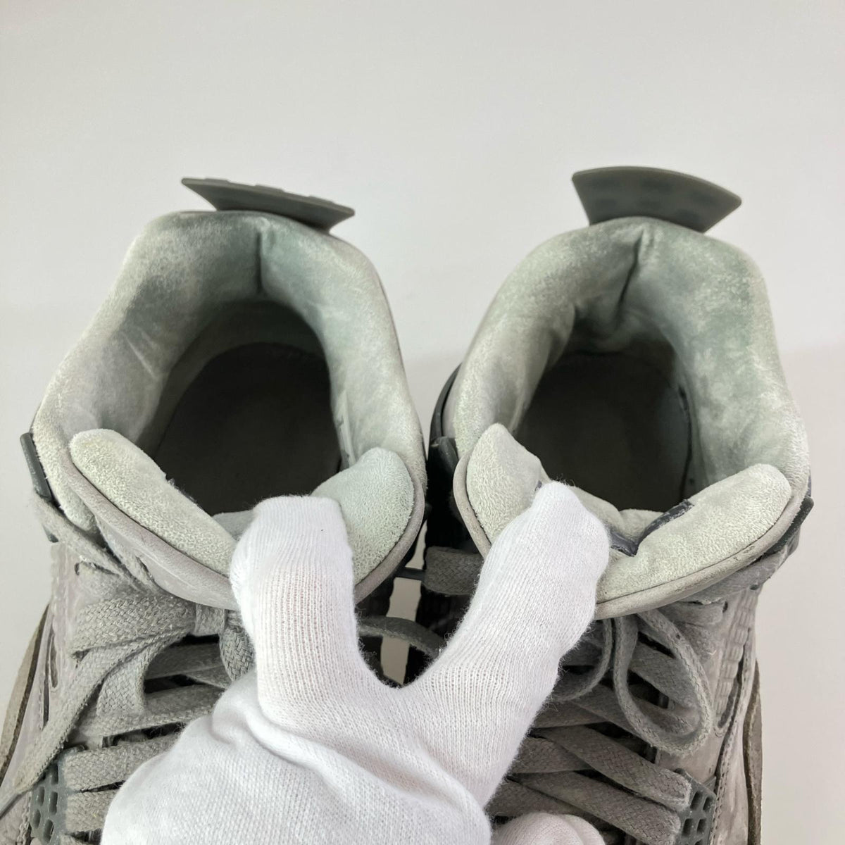 スニーカー AIR JORDAN 4 RETRO SE グレー (27.0) 27cm (US9 UK8 1/2 EU44) グレー