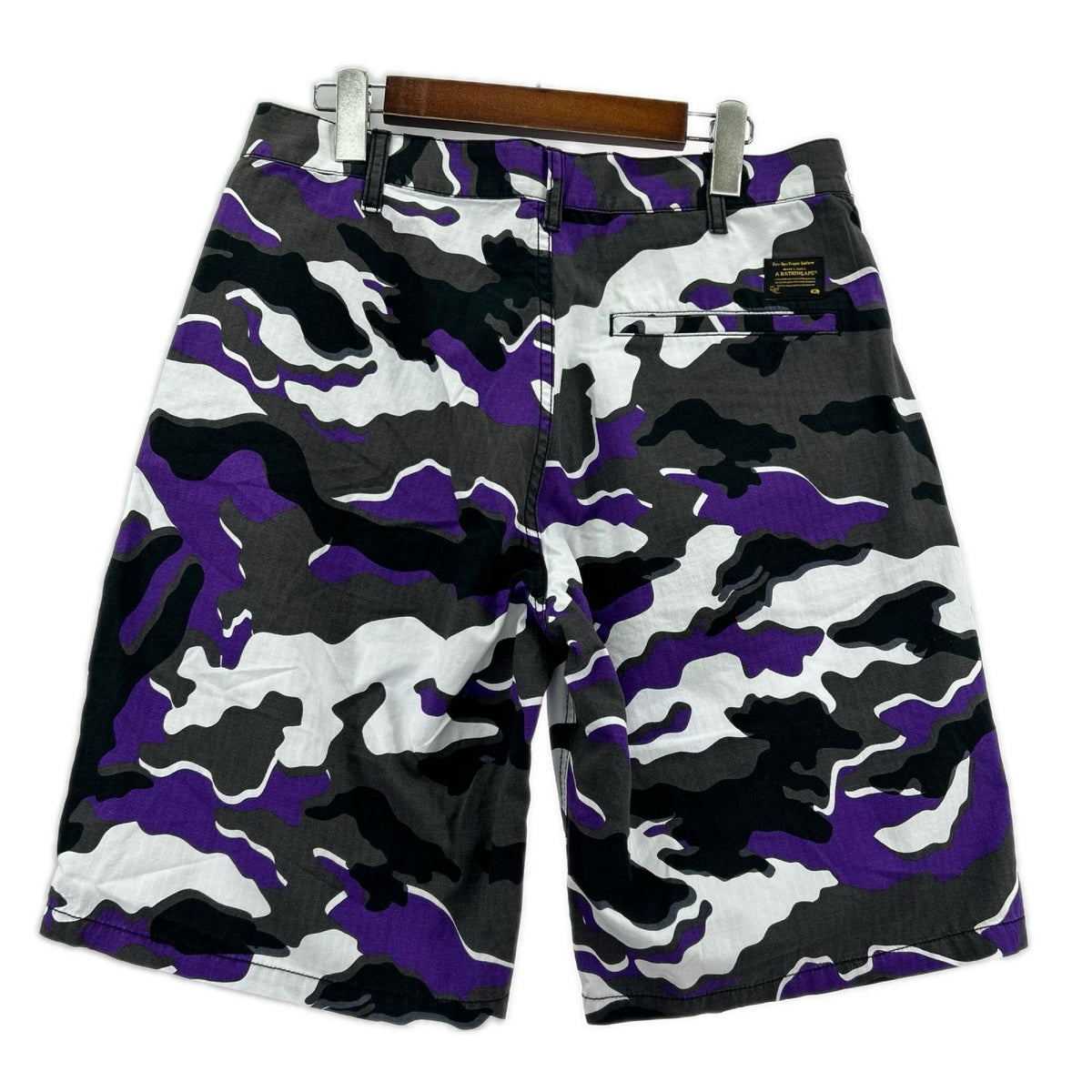 ショートパンツ GLITCH WOODLAND CAMO M M パープル