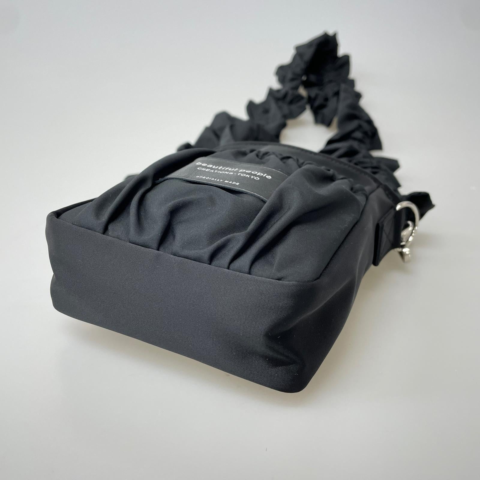 ショルダーバッグ ×STUDIOUS ギャザーショルダーバッグ 黒 ブラック