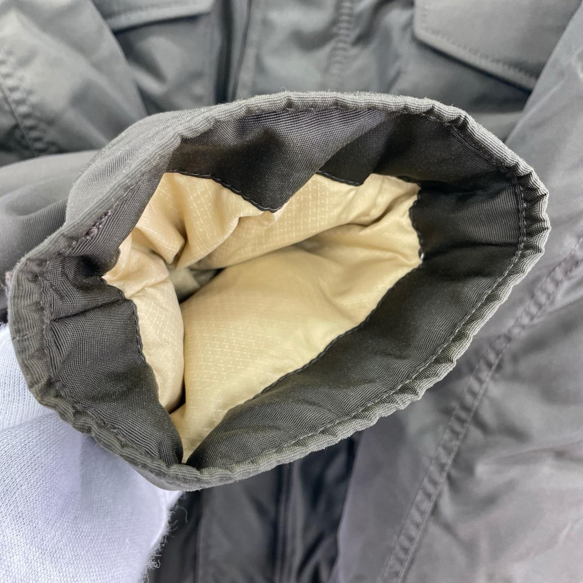 ダウンジャケット Blauer KHK XL