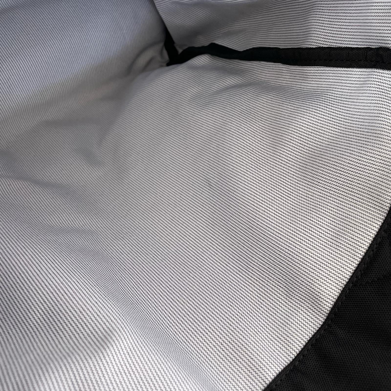 ボディバッグ north south tote ブラック