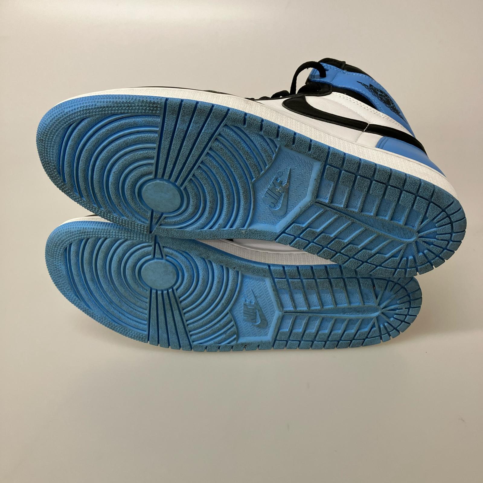 スニーカー Air Jordan 1 Retro High OG ユニバーシティブルー