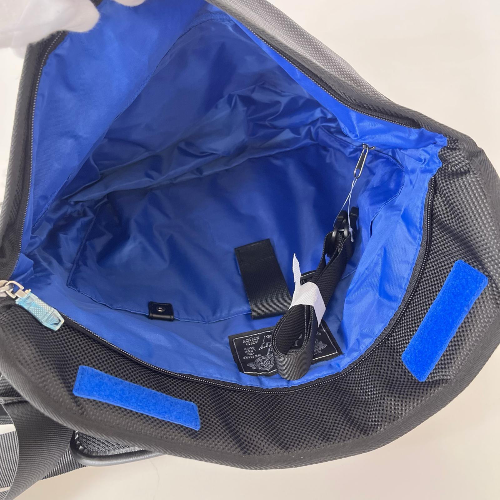 ショルダーバッグ F-CLOSE MESSENGER BAG BLK ブラック
