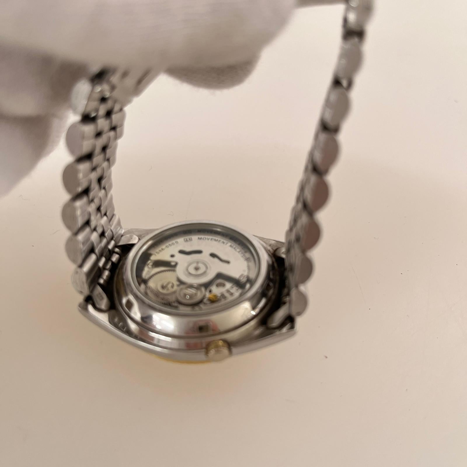 腕時計 SEIKO5 デイデイト 自動巻き腕時計 裏スケ ゴールドベゼル ゴールド