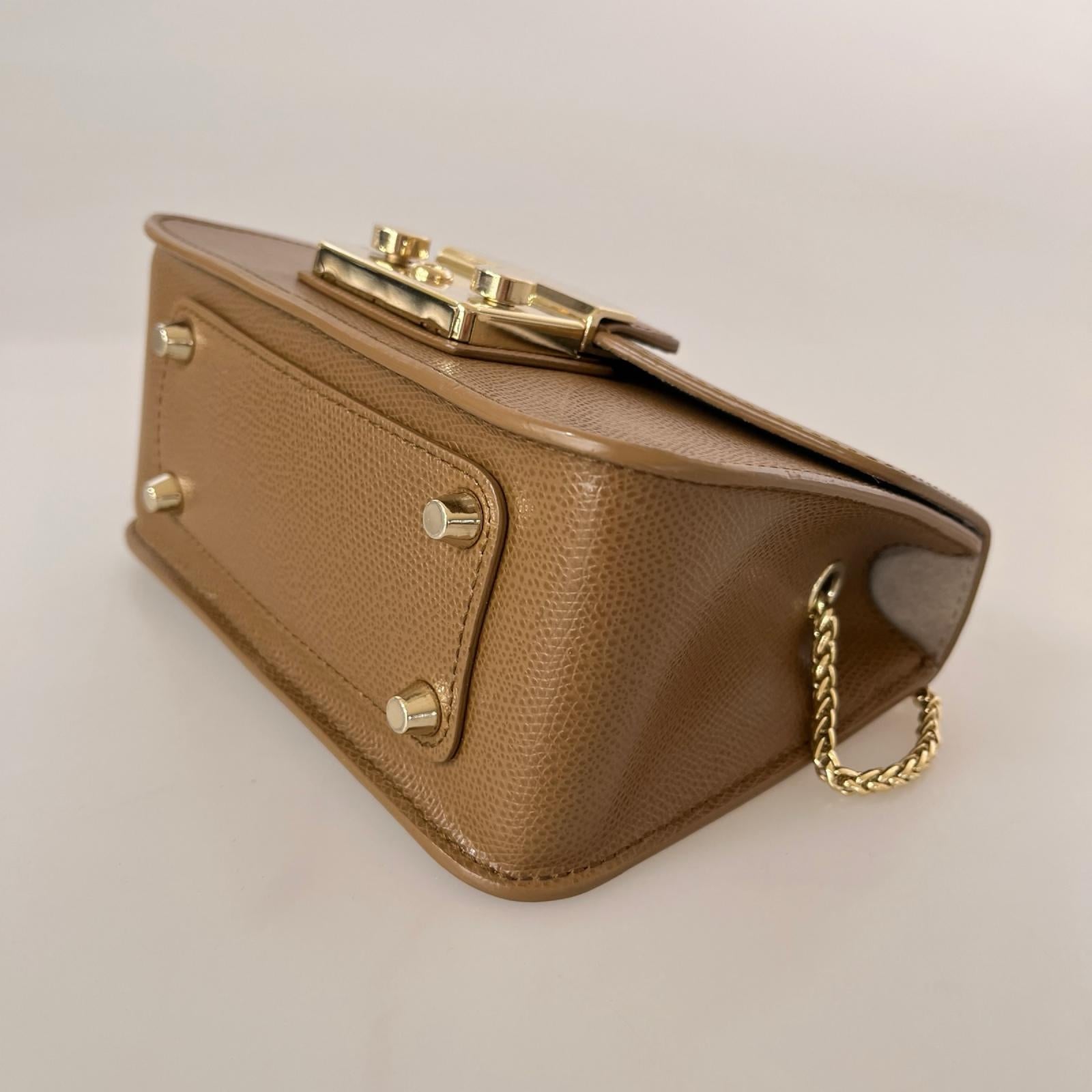 ショルダーバッグ Metropolis ShoulderBag BEG ブラウン