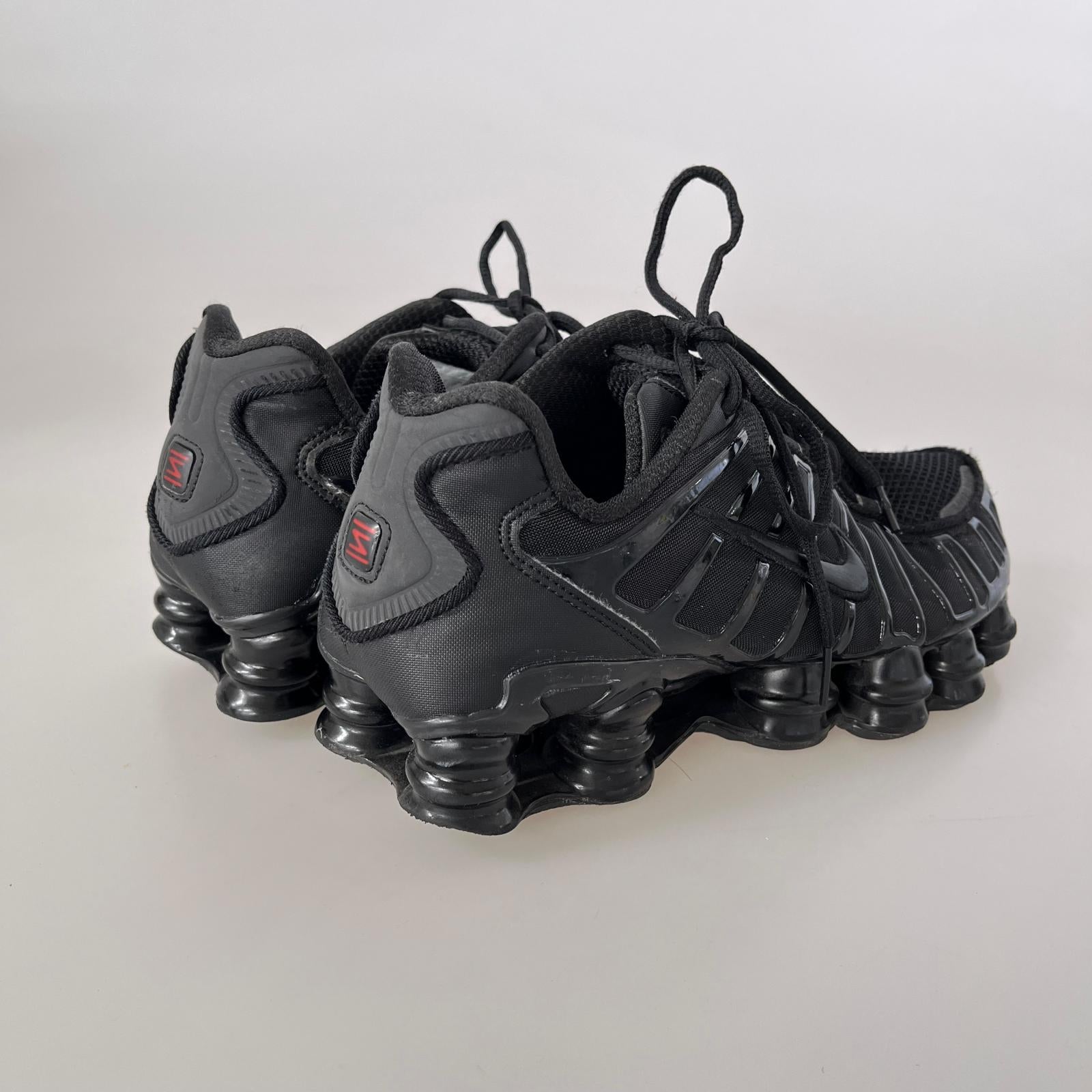 スニーカー NIKE SHOX TL AR3566-002 26.0cm ブラック 26cm (US8 UK7 1/2 EU42) ブラック