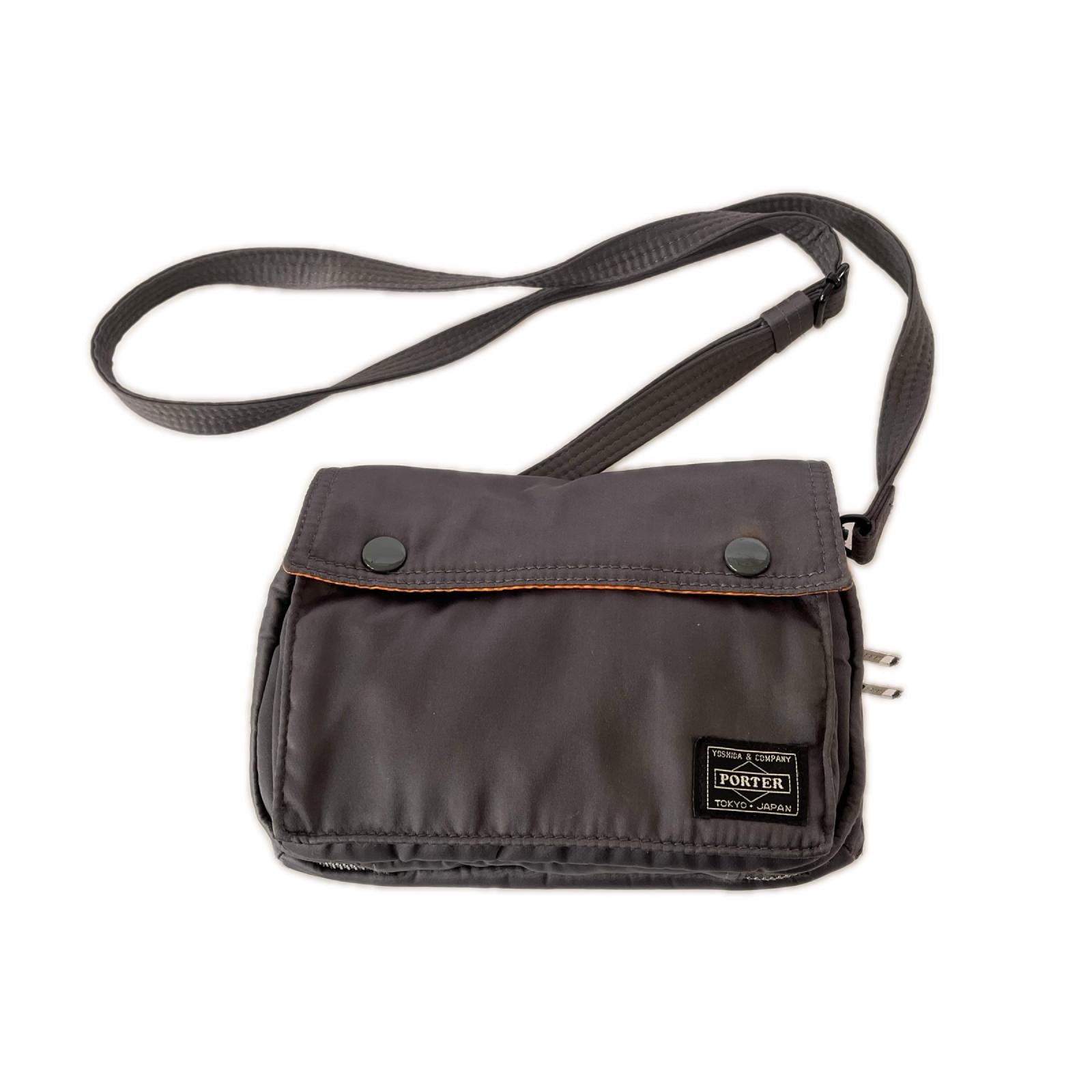 ショルダーバッグ TANKER SHOULDER BAG ｼﾙﾊﾞｰｸﾞﾚｰ グレー