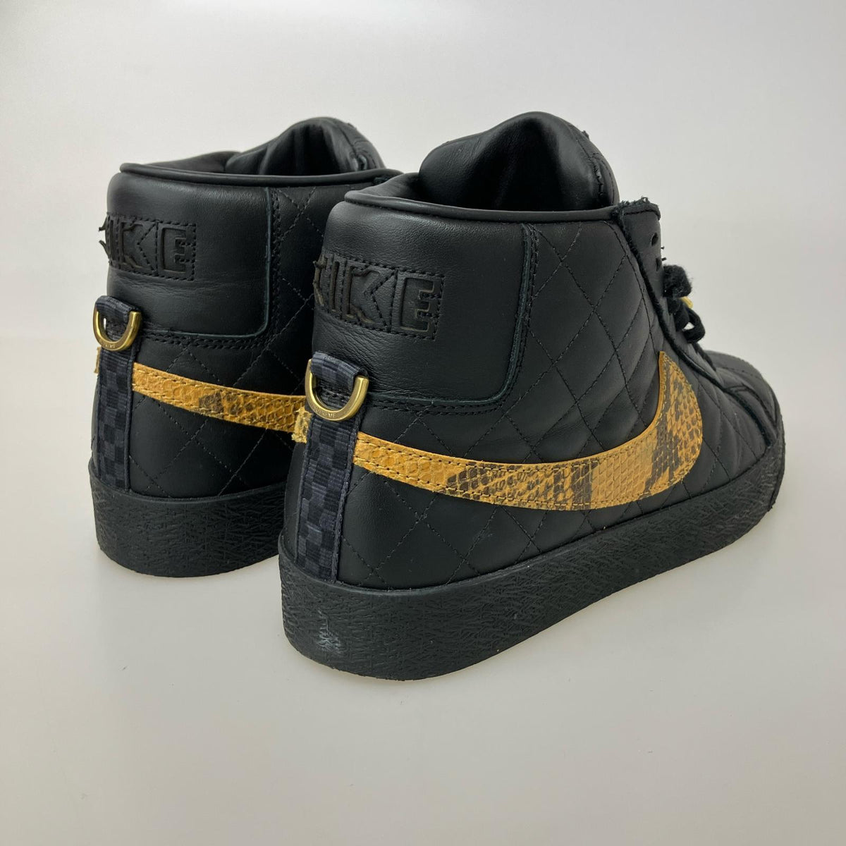 スニーカー ×Supreme SB Blazer Mid Black 27.5cm (US9 1/2 UK9 EU45) ブラック