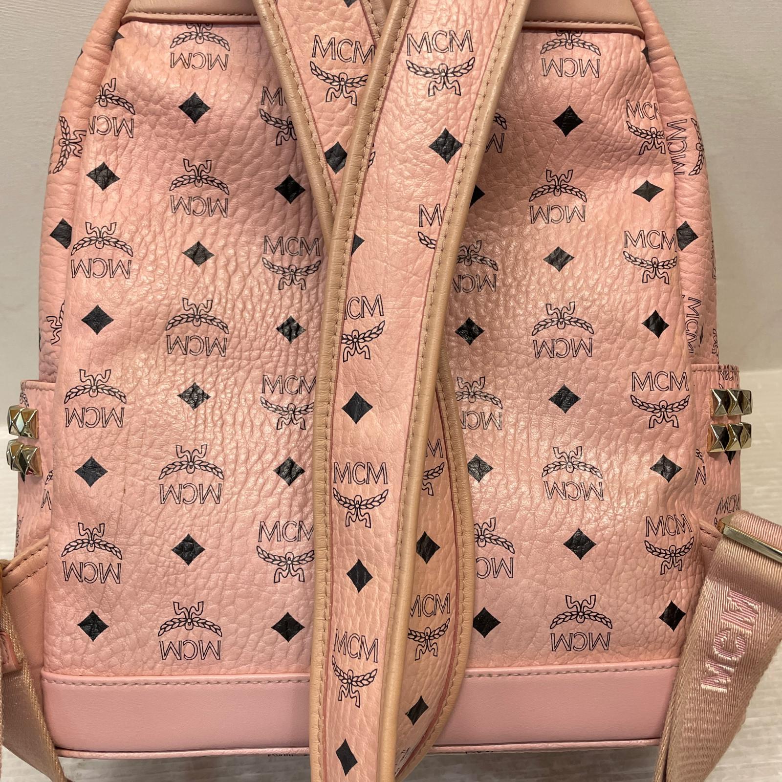 MCM サイドスタッズ スターク ヴィセトス バックパック ピンク