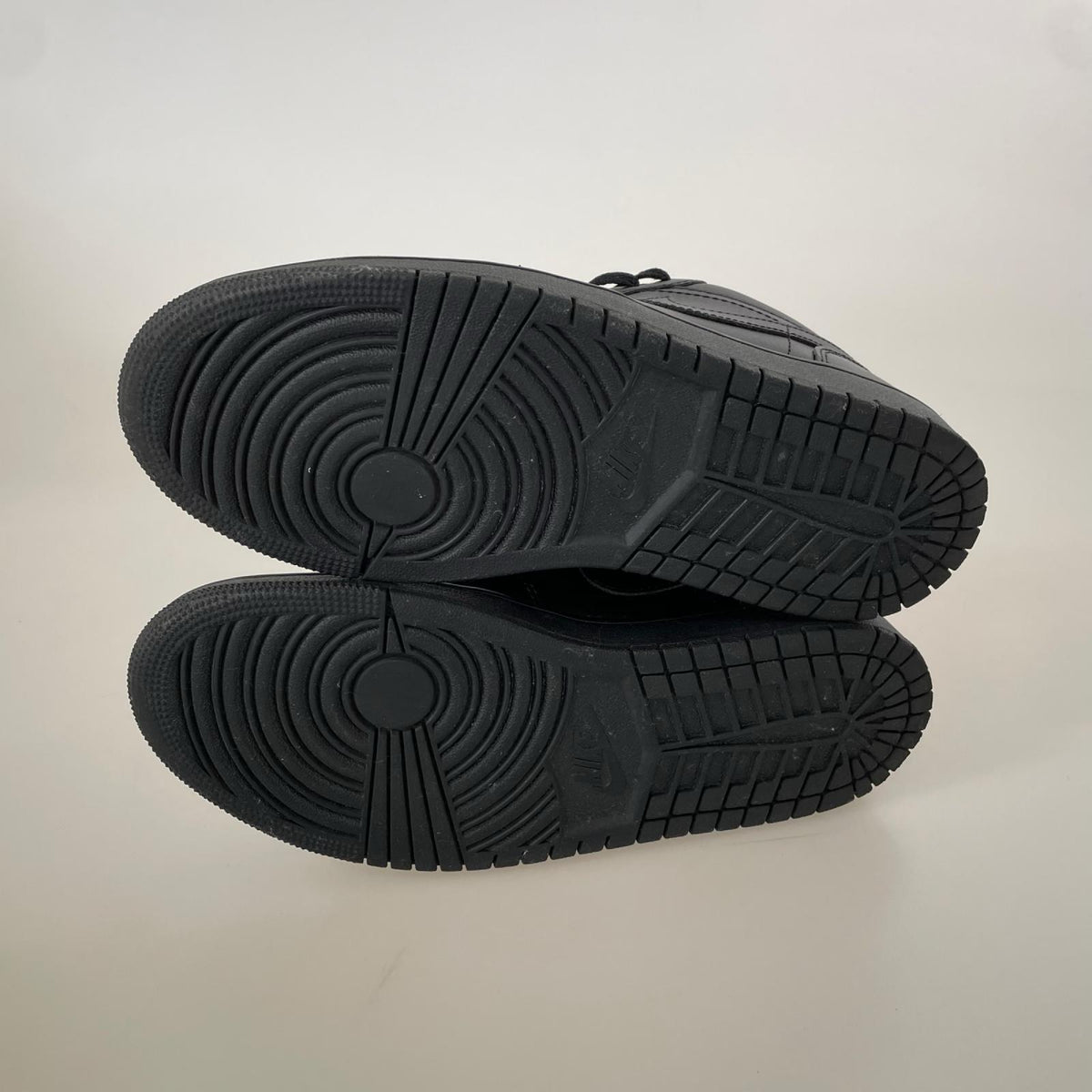 スニーカー NIKE Air Jordan 1 Low Triple Black 26.5cm (US8 1/2 UK8 EU43) ブラック