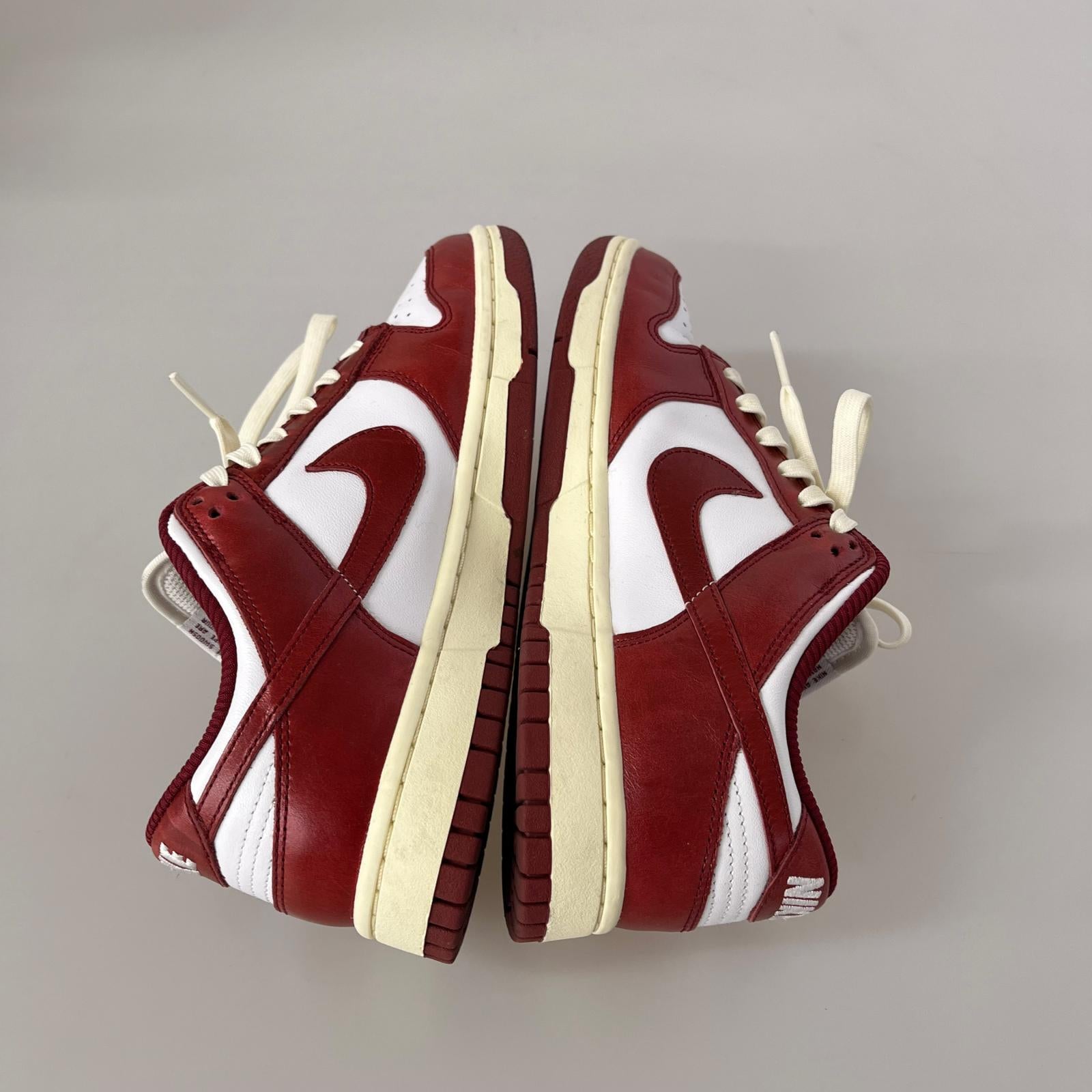 スニーカー NIKE WMNS DUNK LOW PRM TEAM RED 24.5㎝ FJ4555-100 24.5cm (US6 1/2 UK6 EU39)