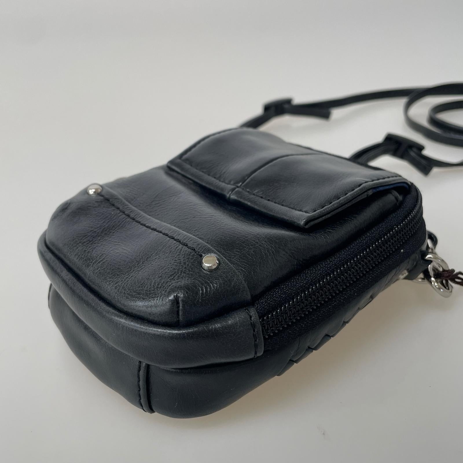 ショルダーバッグ KIEFER NEU レザー ブラック