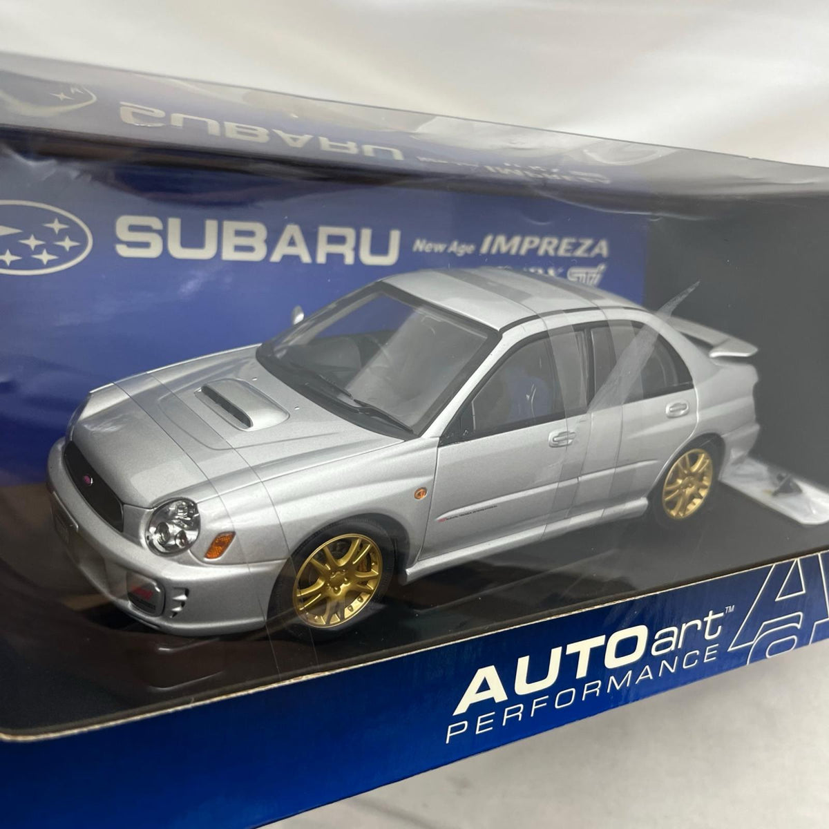 AUTOart スバル NEW AGE インプレッサ WRX STI スケールカー