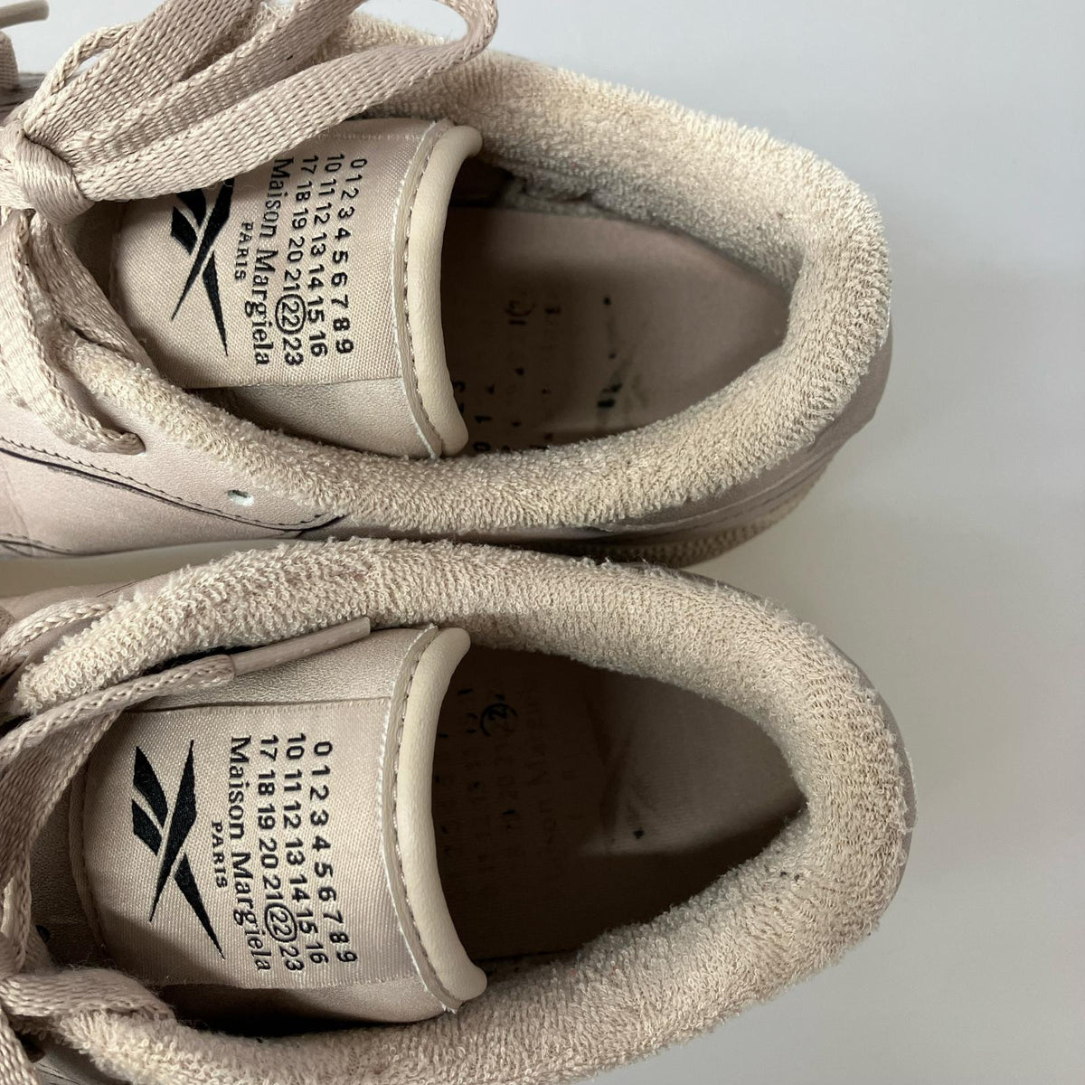 スニーカー Reebok PROJECT 0 CC TL ベージュ