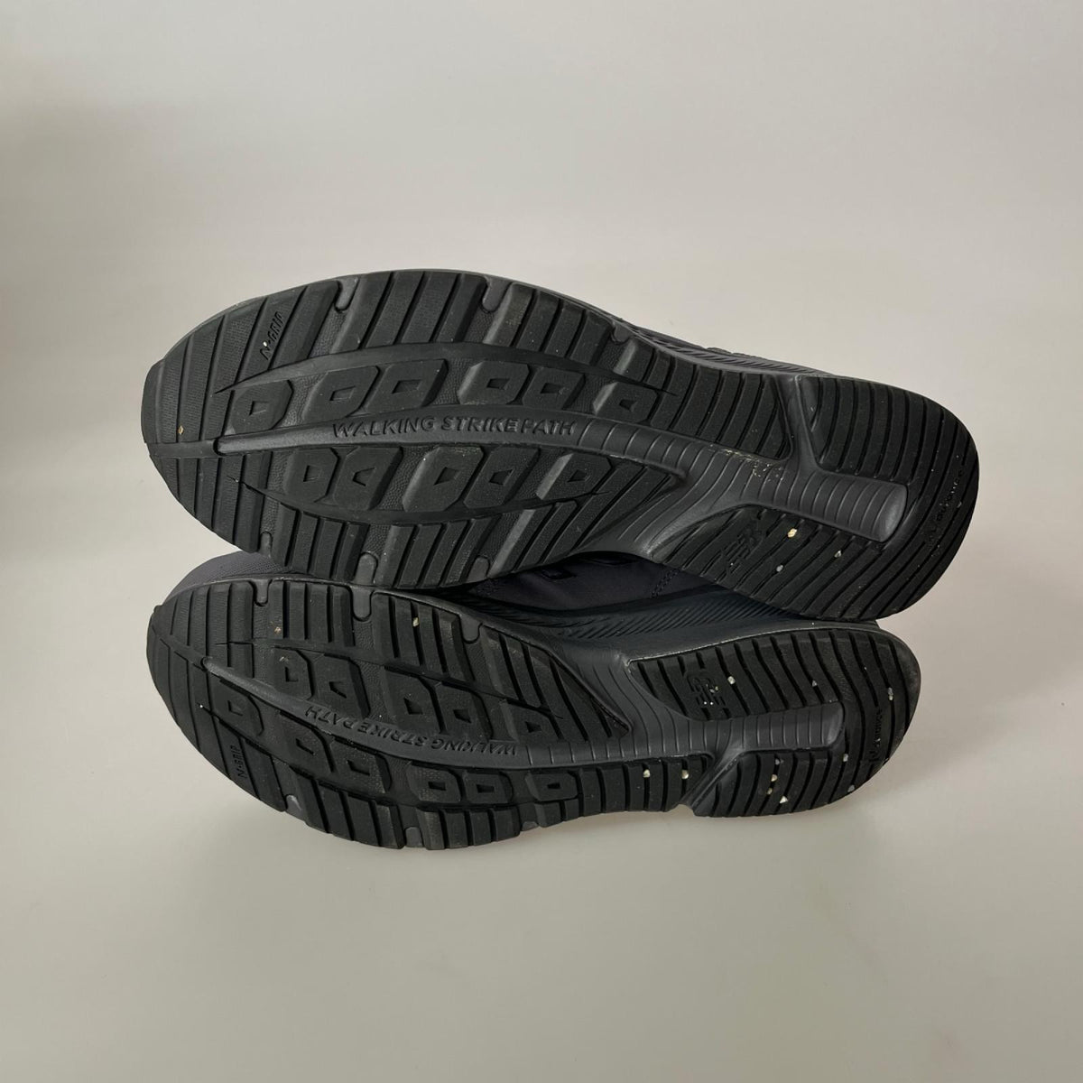 スニーカー Walking 880 v5 GTX 28cm (US10 UK9 1/2 EU46) グレー
