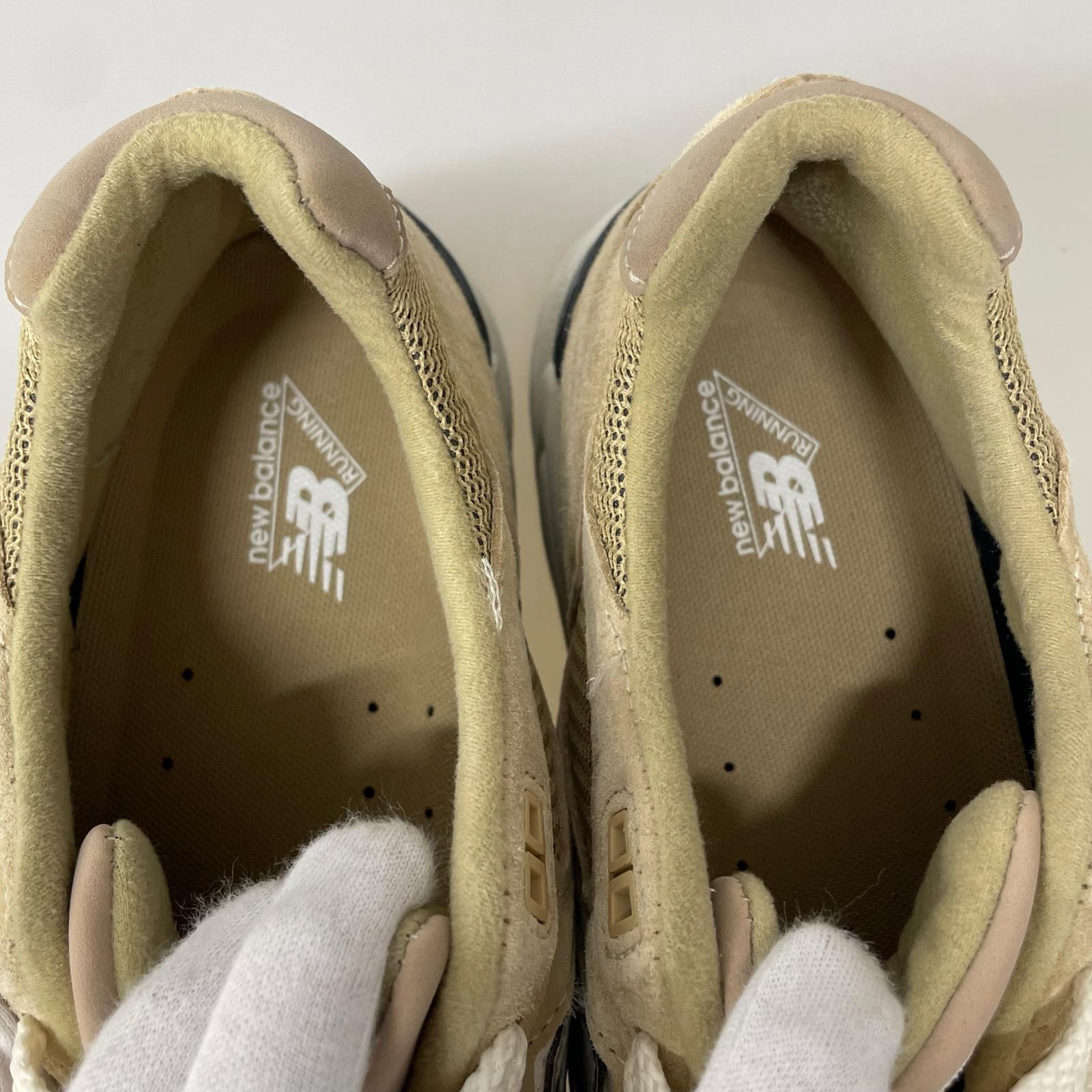 スニーカー NEW BALANCE ×KITH M990KS2 スニーカー 8 1/2 ベージュ