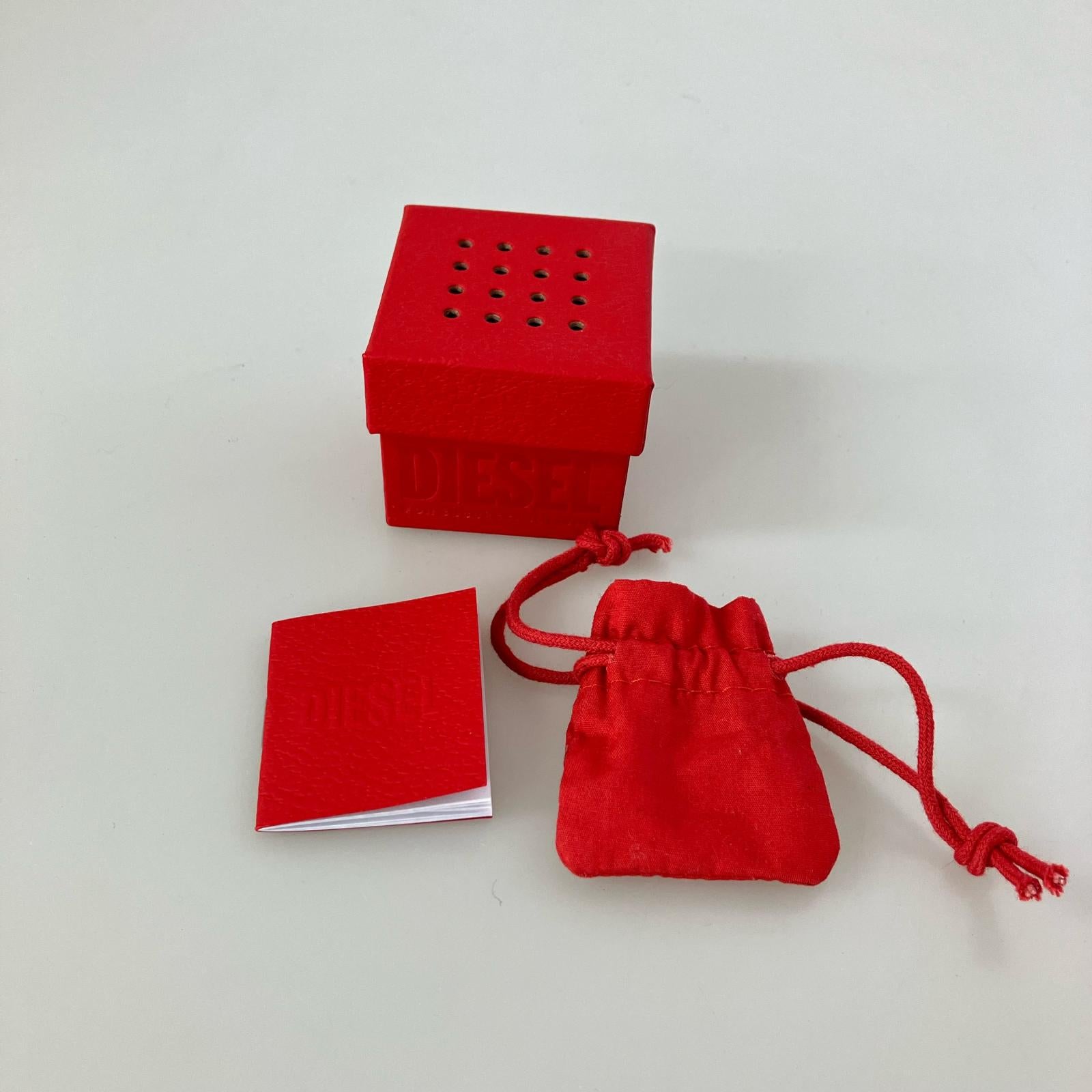その他アクセサリー スタッドピアス ピンク