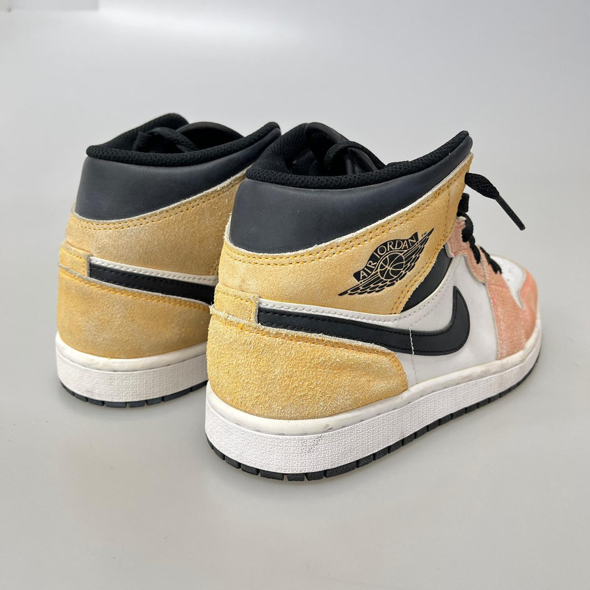 スニーカー JORDAN 1 MID SE/サイズ26.5cm 26.5cm (US8 1/2 UK8 EU43) マルチカラー