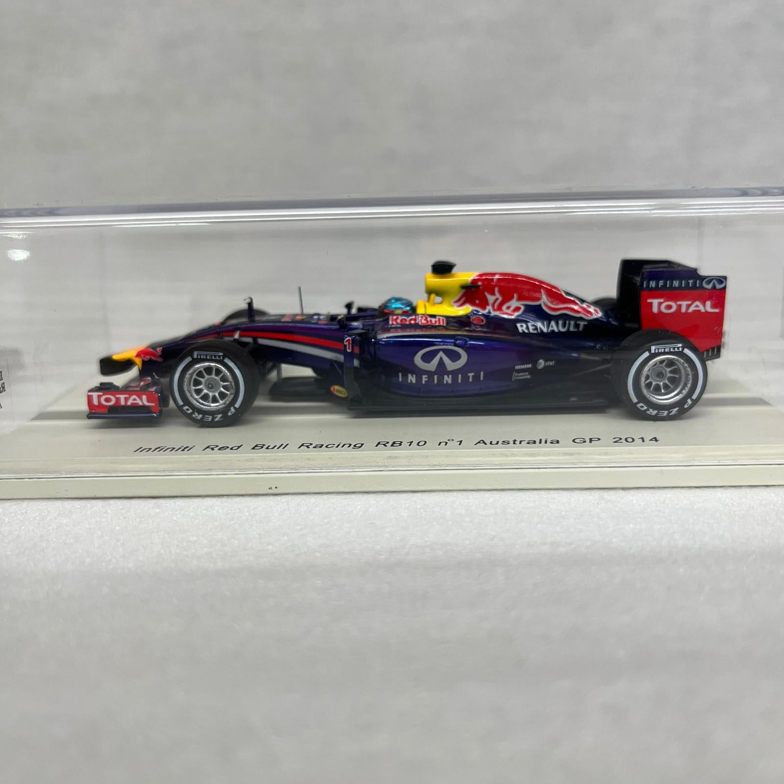 スパーク 1/43 Red Bull RB10 2014 スケールカー