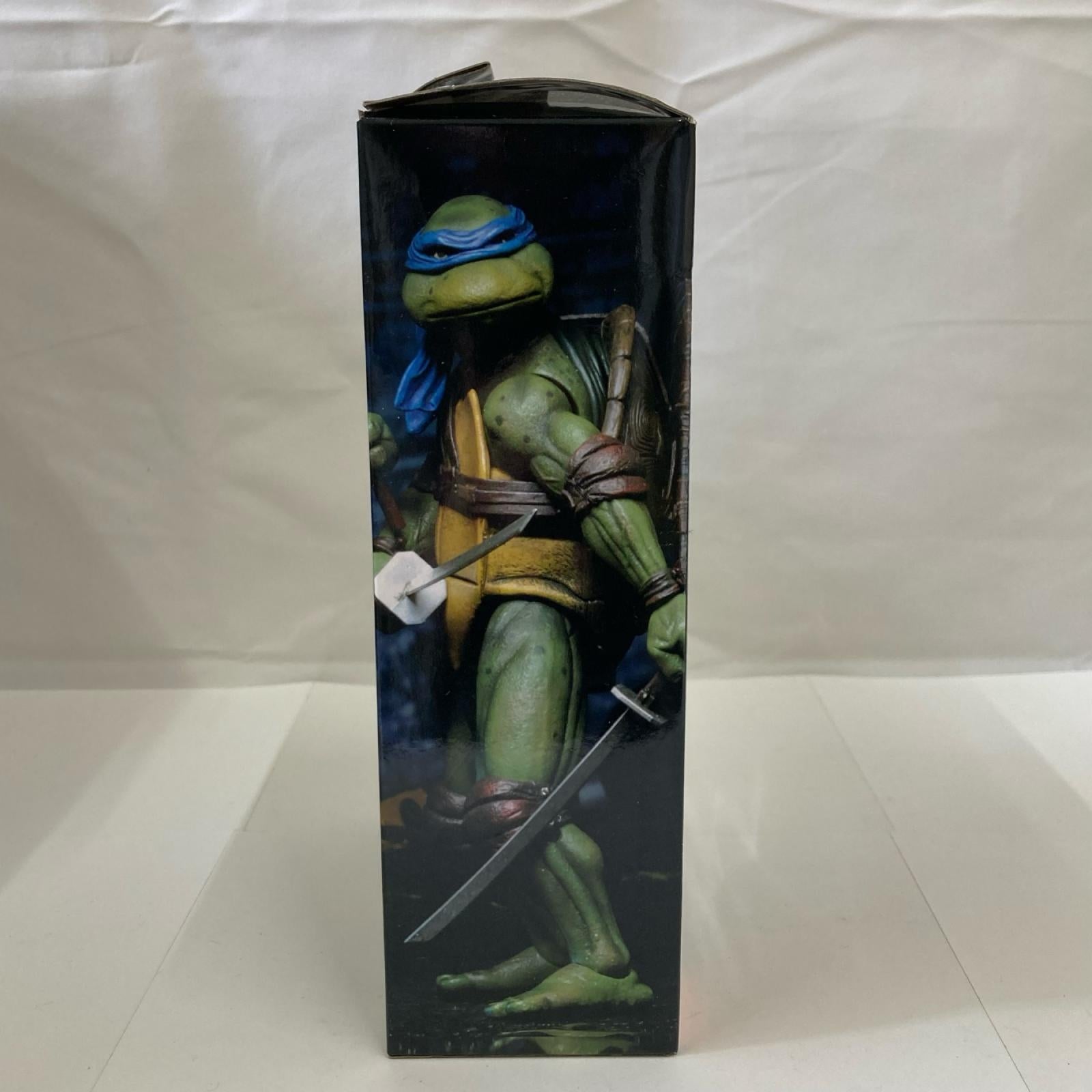 NECA TURTLES LEONARDO フィギュア/グッズ