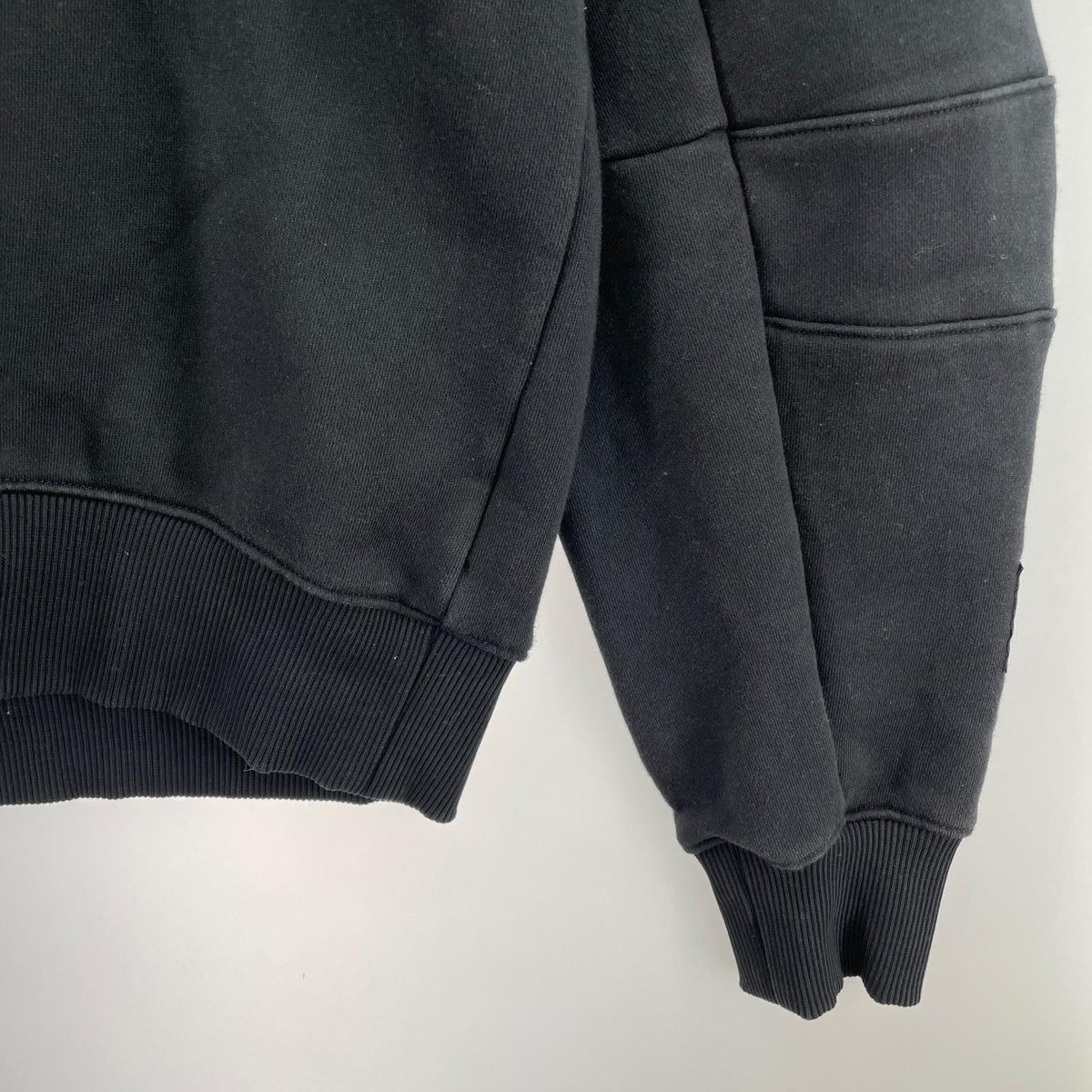 パーカー CTAE GRAPHIC HOODIE ﾌﾞﾗｯｸ S S ブラック