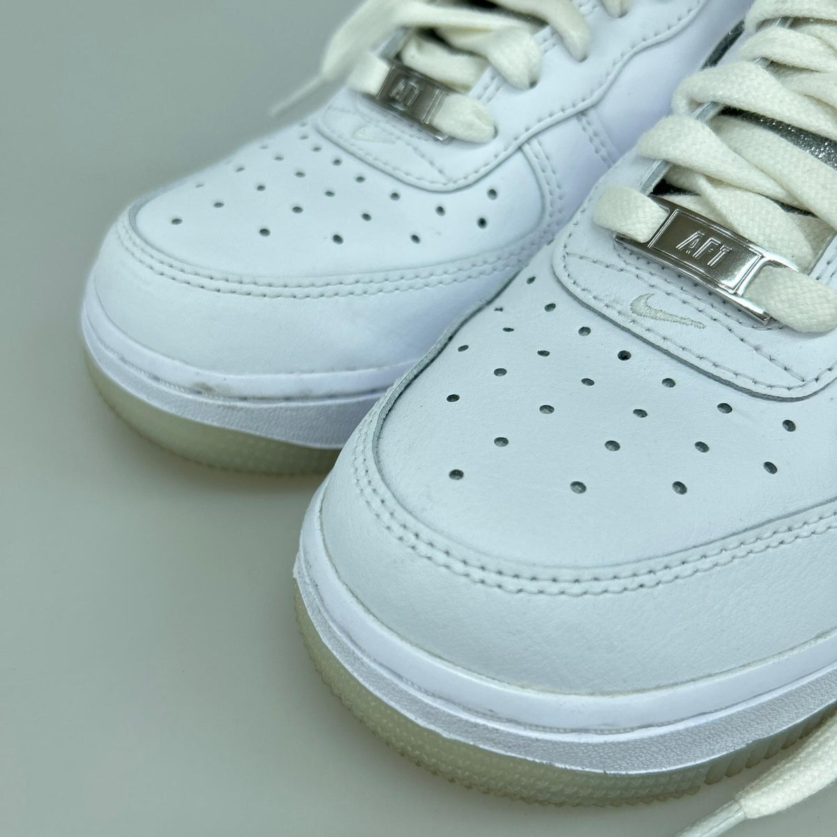 スニーカー AIR FORCE 1 '07 LX/サイズ23cm 23cm (US5 UK4 1/2 EU36) ホワイト