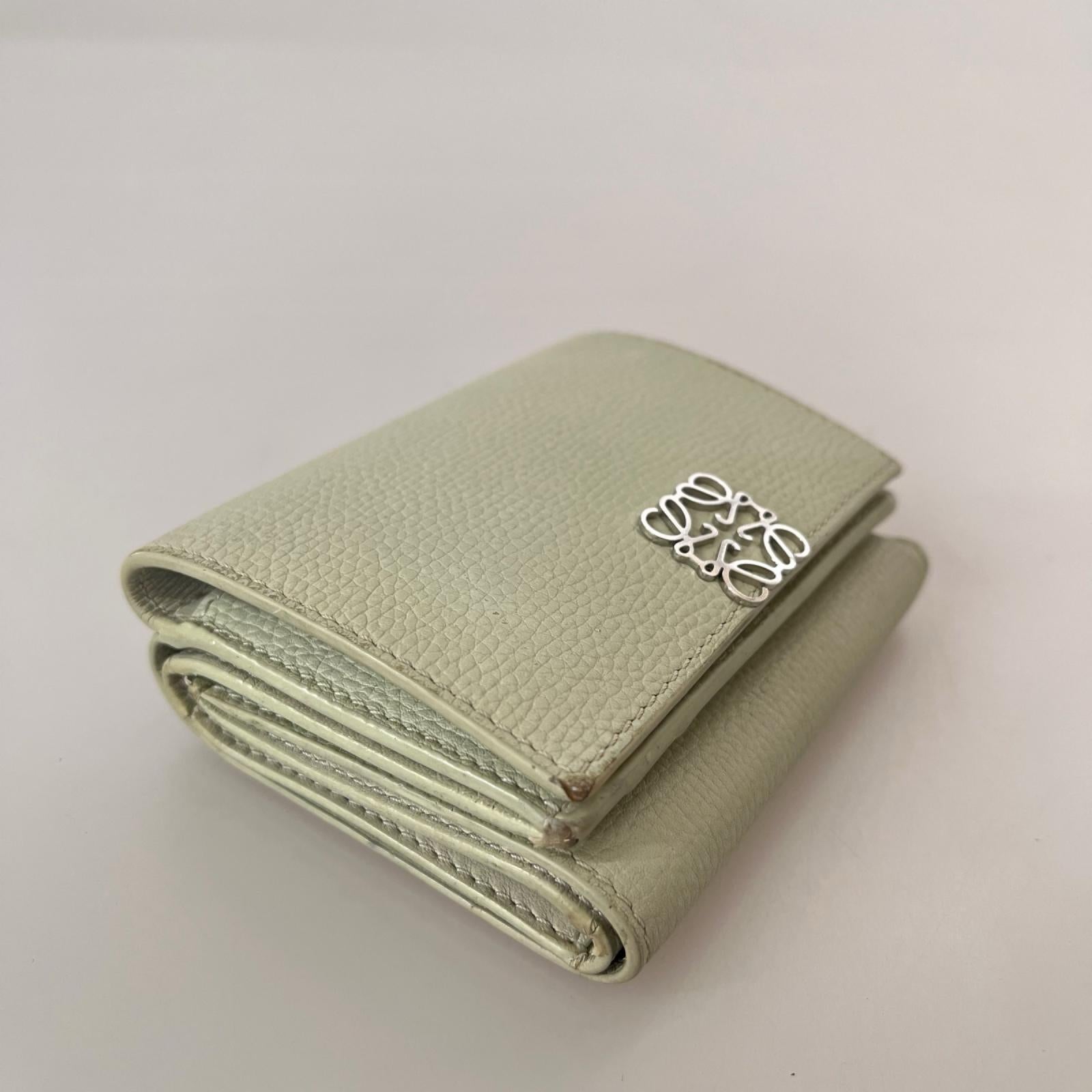 LOEWE トライフォールド アナグラム コンパクトウォレット