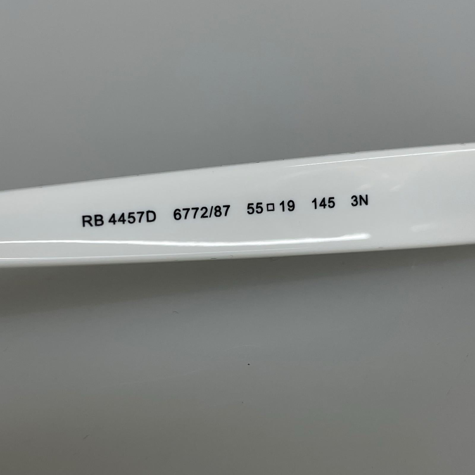 その他アクセサリー RB4457D オーバルシェイプ ホワイト