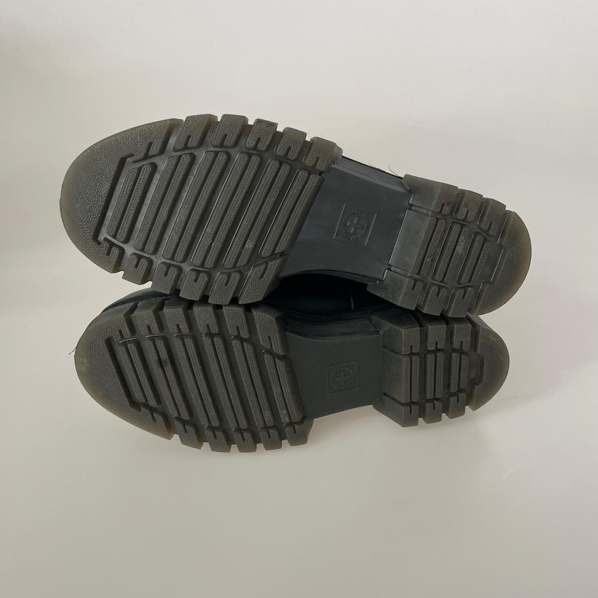 ブーツ Dr.Martens AUDRICK CHELSEA サイドゴアブーツ 黒 ブラック