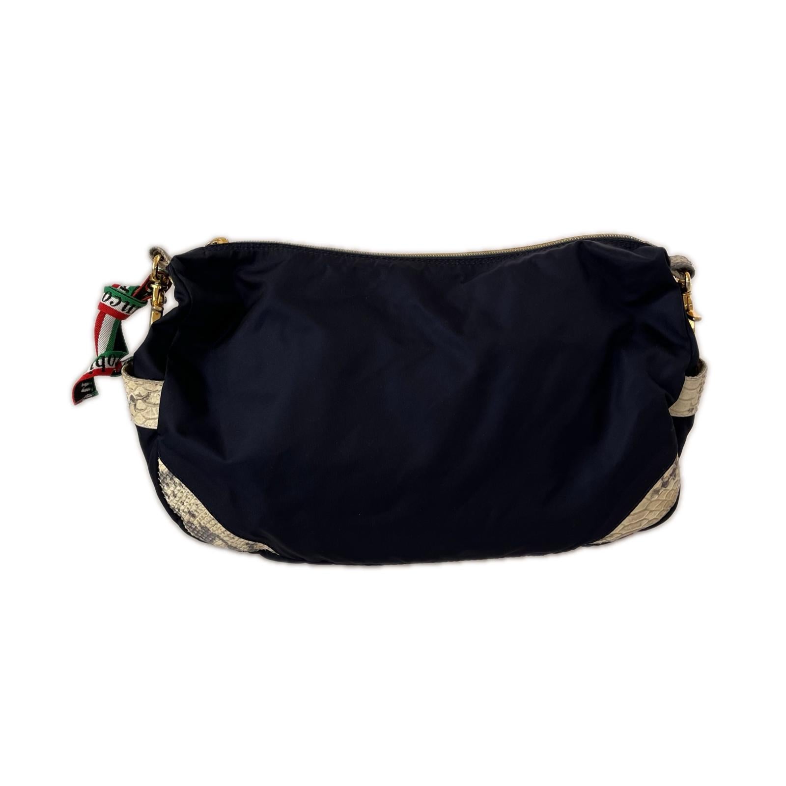 ショルダーバッグ Nylon ShoulderBag NVY