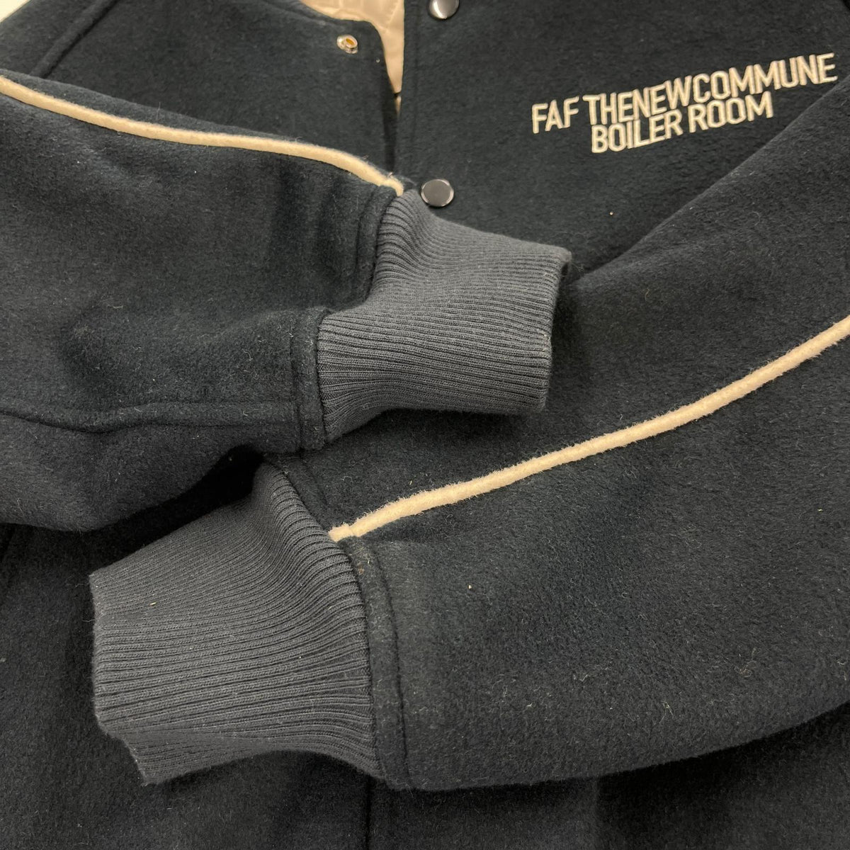 ブルゾン BOILER ROOM×FAF STADIUM JACKET
