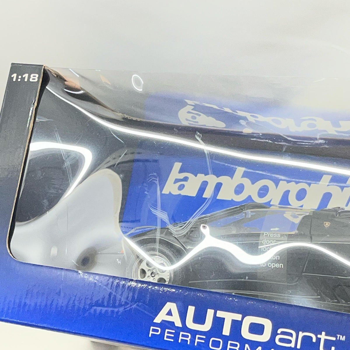 AUTOart 1/18 LAMBORGHINI DIABLO ROADSTER スケールカー