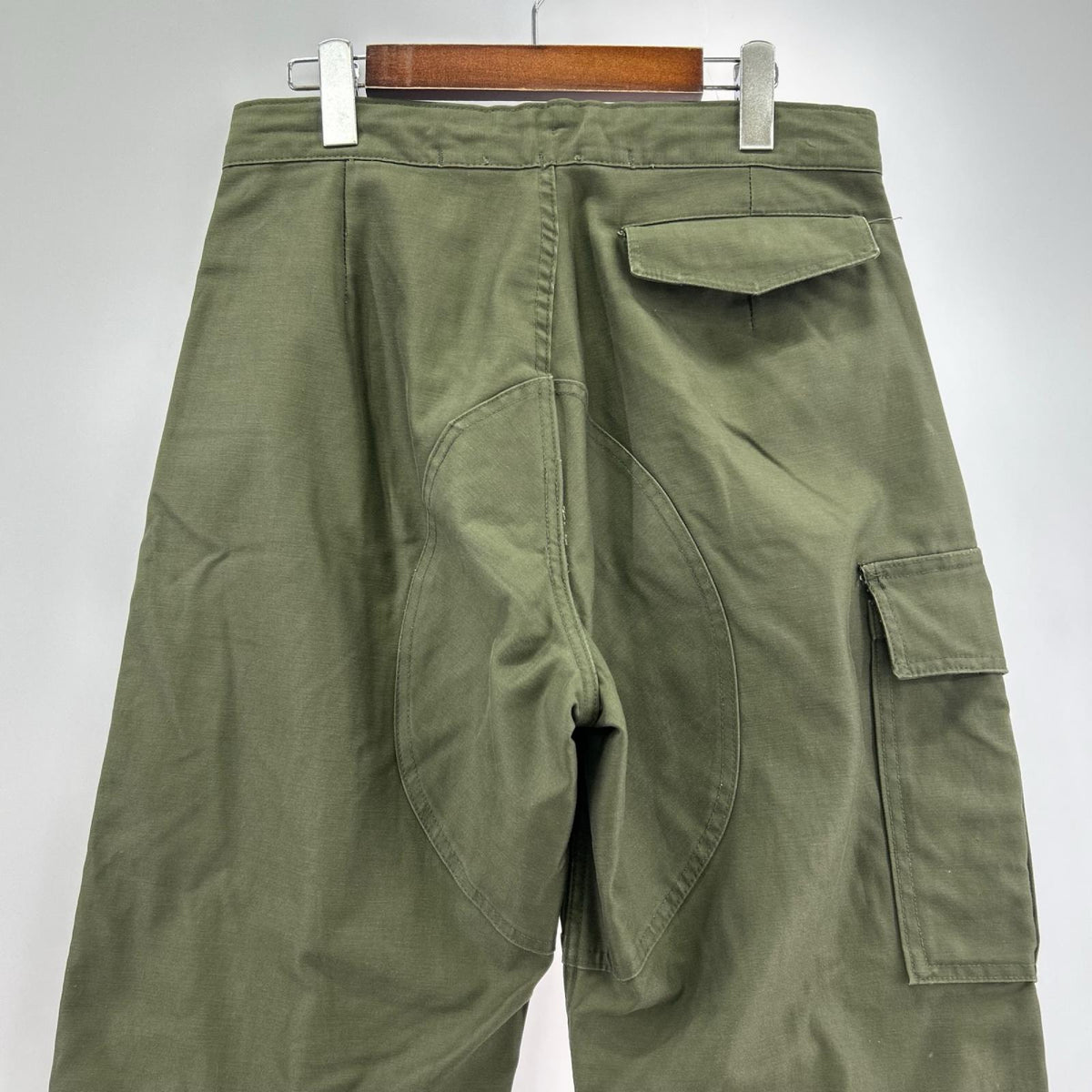 パンツ 90s ﾍﾞﾙｷﾞｰ軍 ﾌｨｰﾙﾄﾞｶｰｺﾞ (実寸32) 1 グリーン