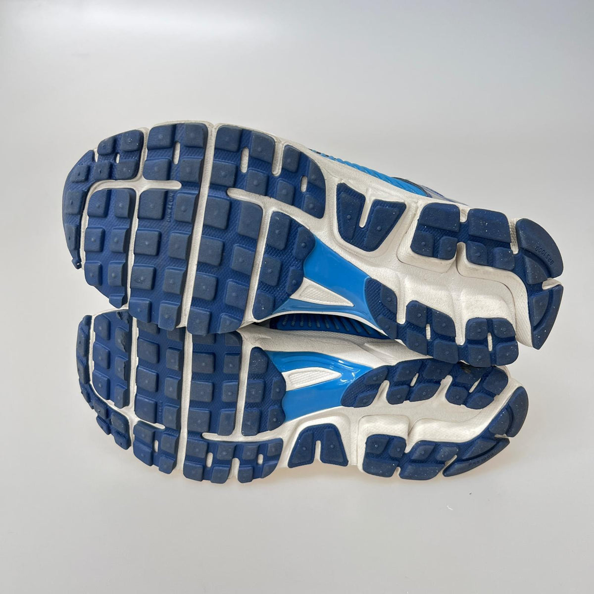 スニーカー ZOOM VOMERO 5 Blue 26cm 26cm (US8 UK7 1/2 EU42) ブルー