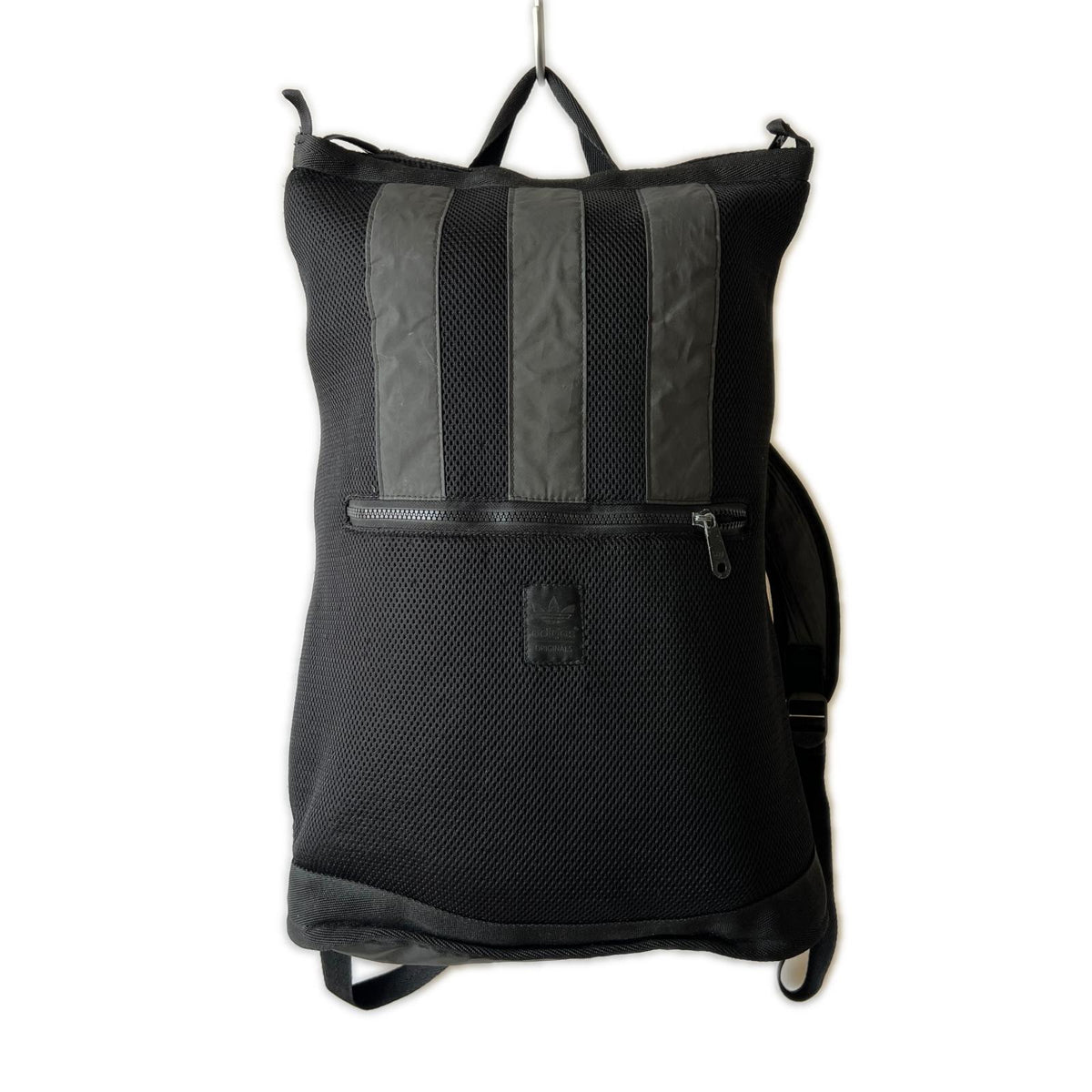 リュック・デイパック AJ8431 FUTURA NIGHT BACKPACK ブラック